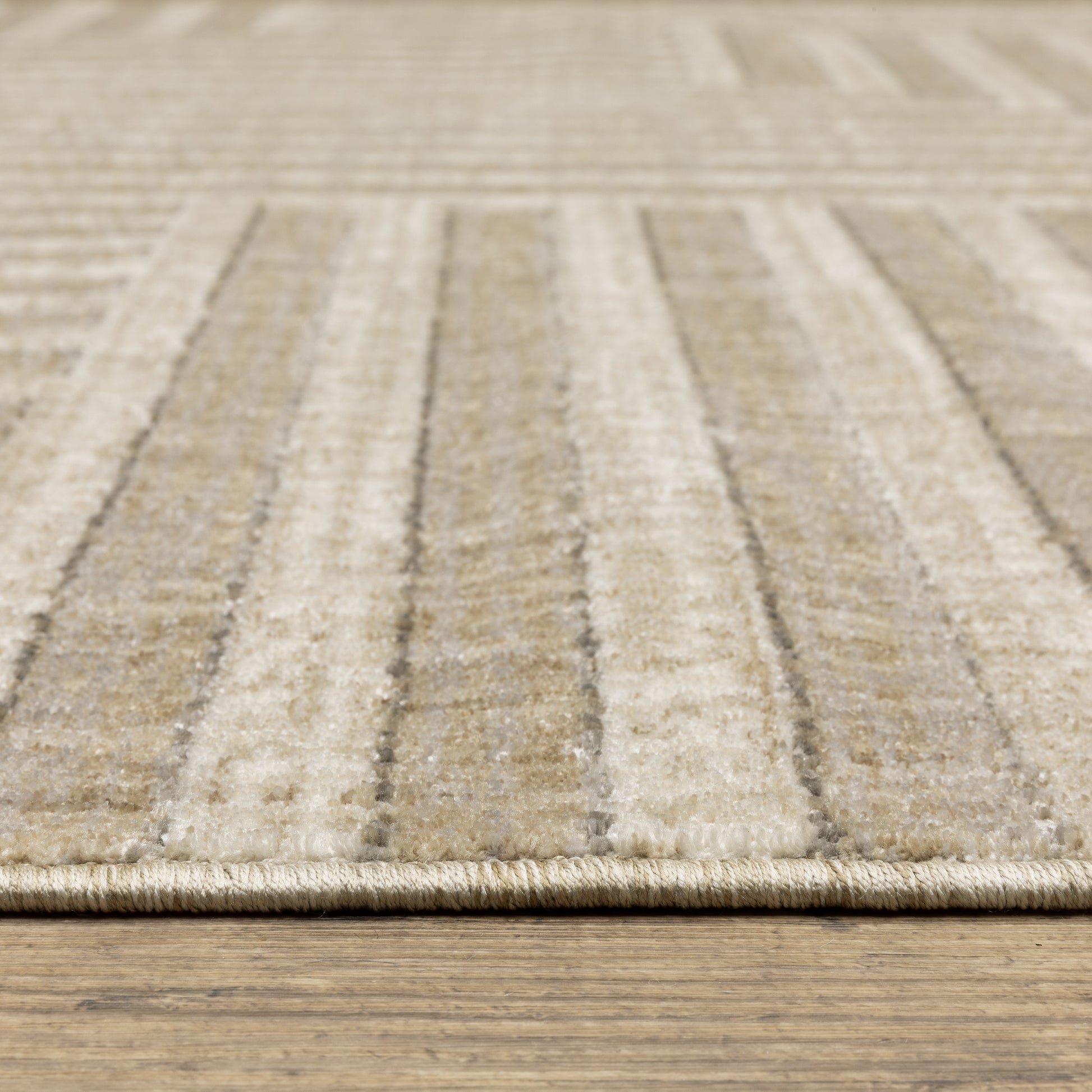 Oriental Weavers Hunter  Beige Ivory Modern