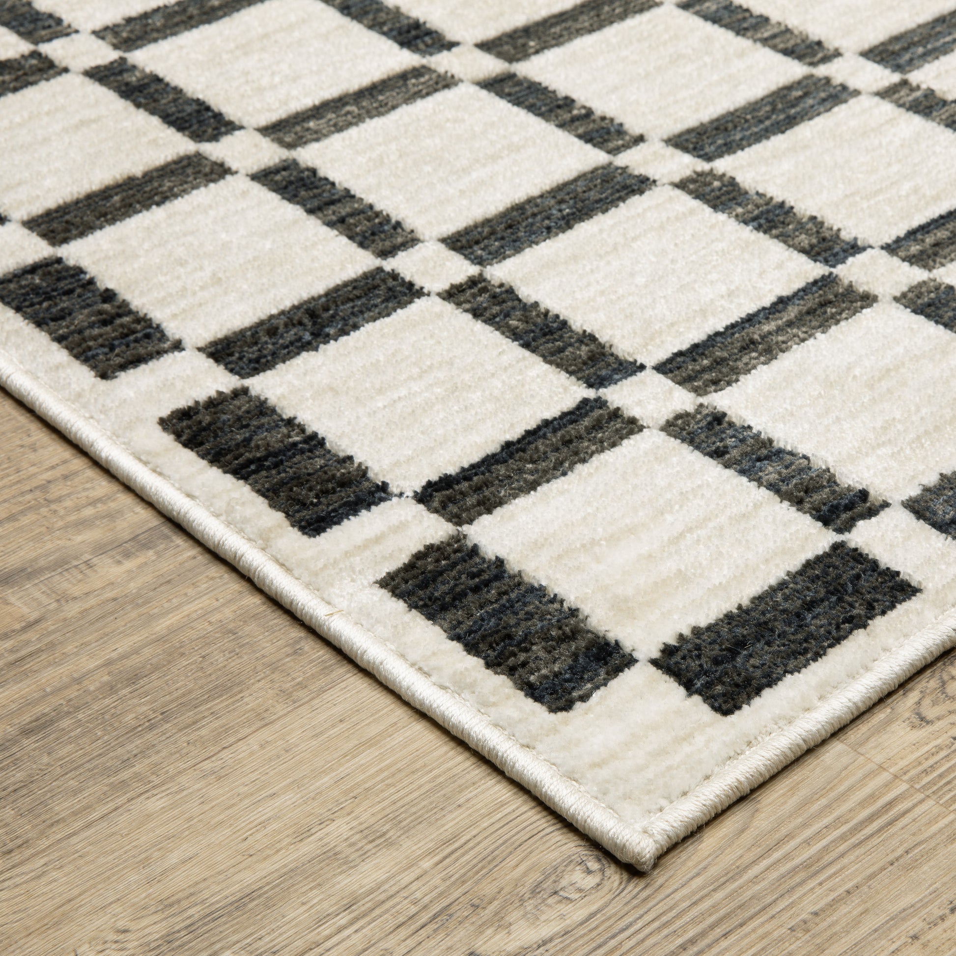 Oriental Weavers Hunter  Beige Black Classic