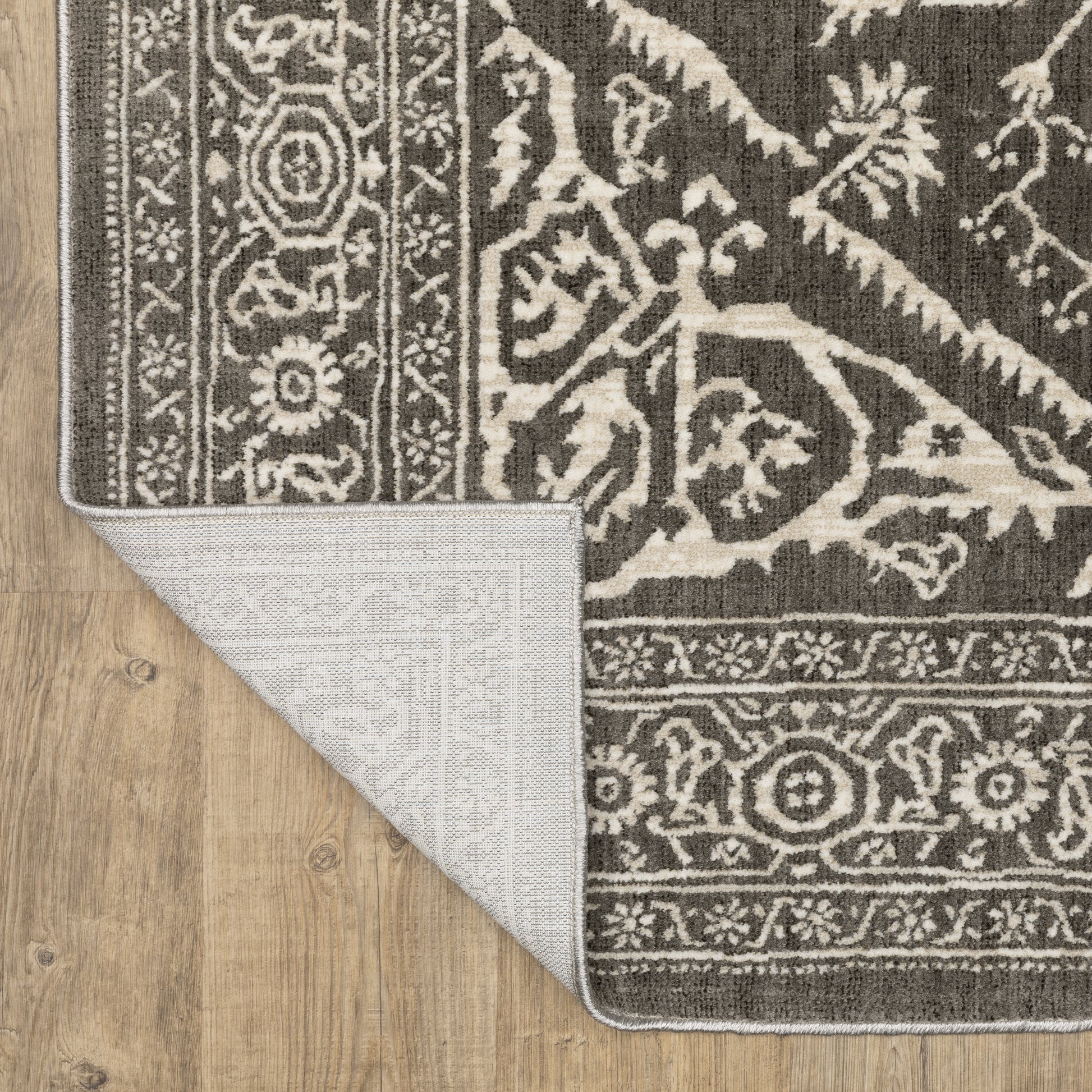 Oriental Weavers Intrigue  Grey Ivory Traditional