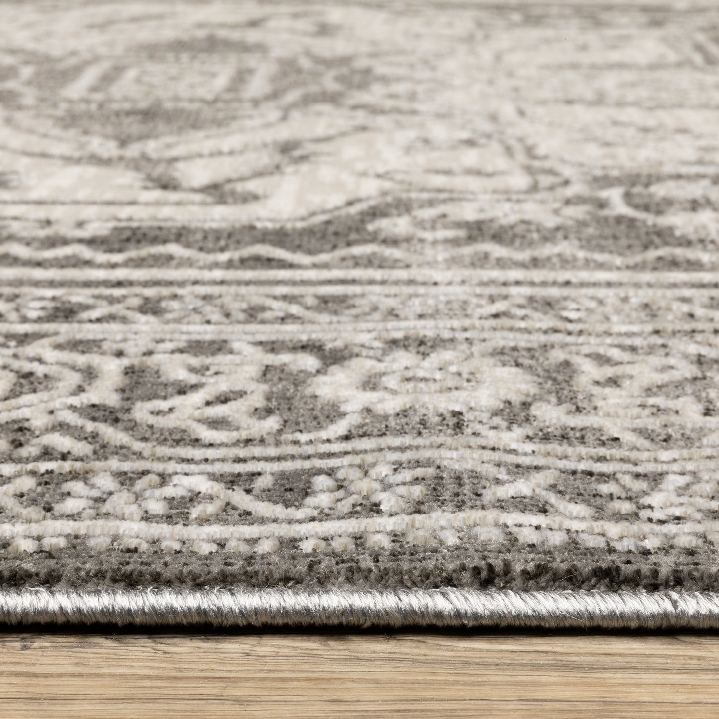 Oriental Weavers Intrigue  Grey Ivory Traditional