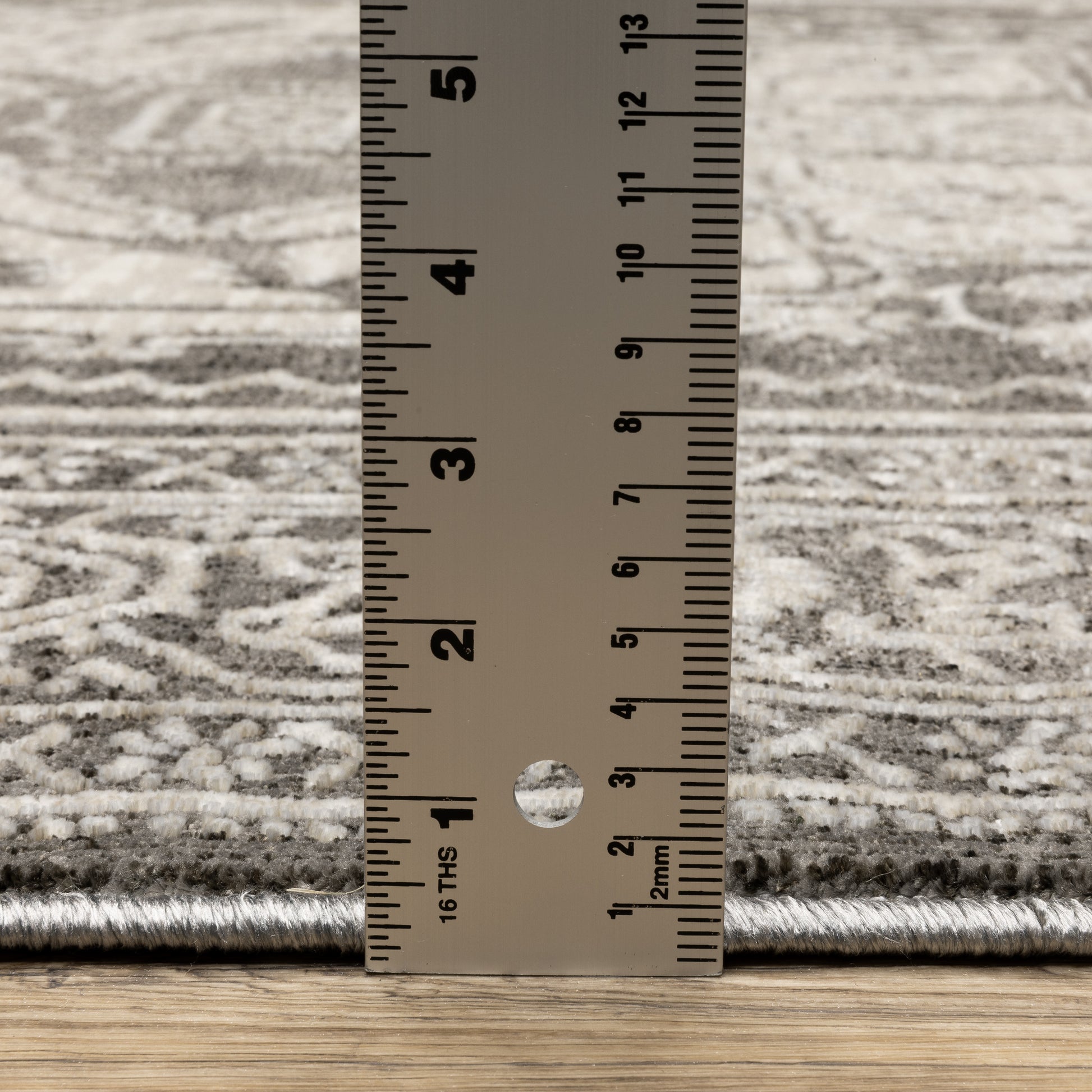 Oriental Weavers Intrigue  Grey Ivory Traditional