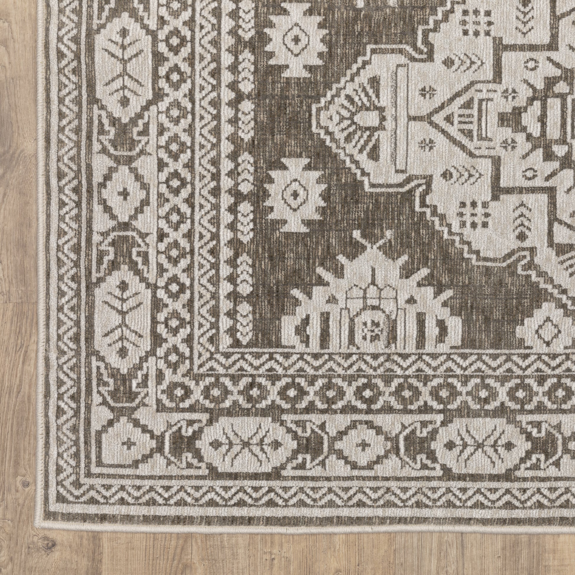 Oriental Weavers Intrigue  Grey Grey Traditional