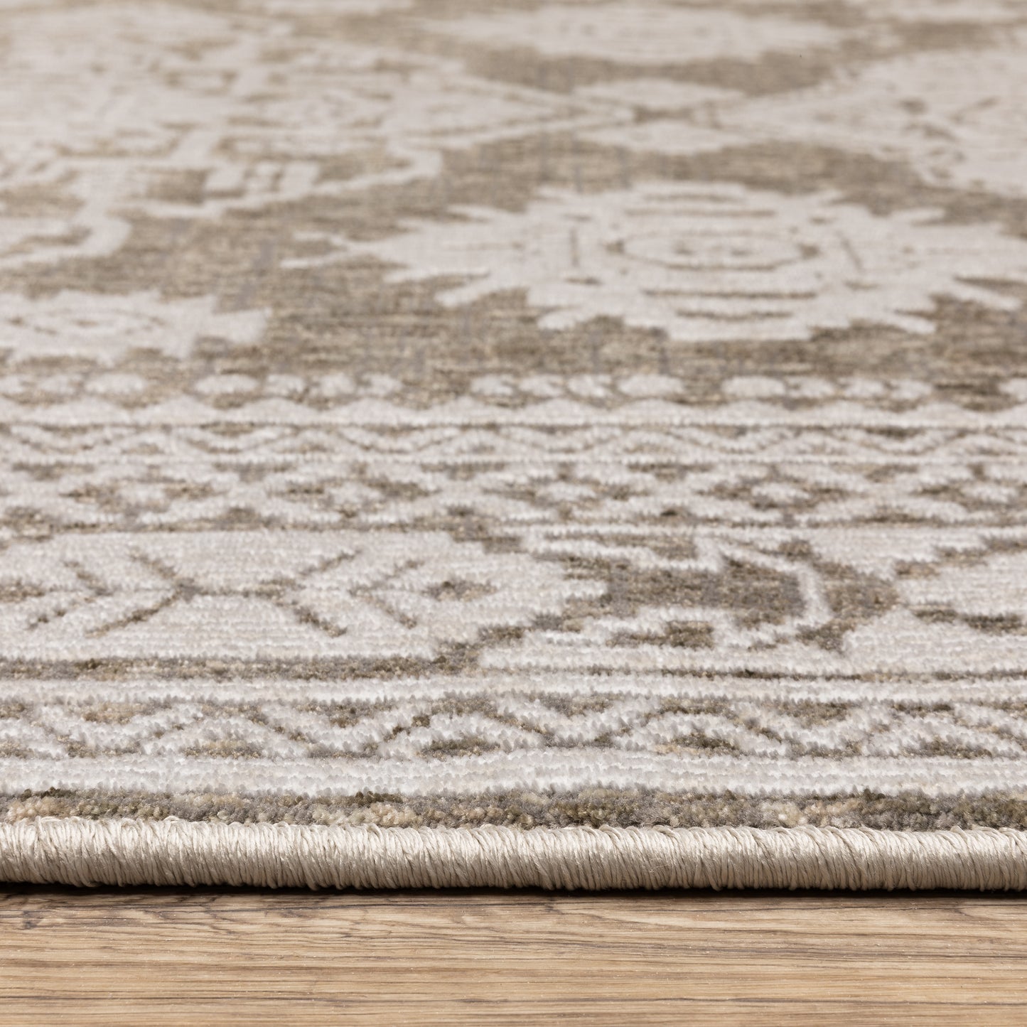 Oriental Weavers Intrigue  Grey Grey Traditional