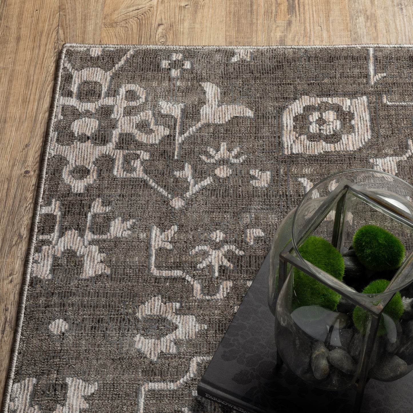 Oriental Weavers Intrigue  Grey Ivory Traditional