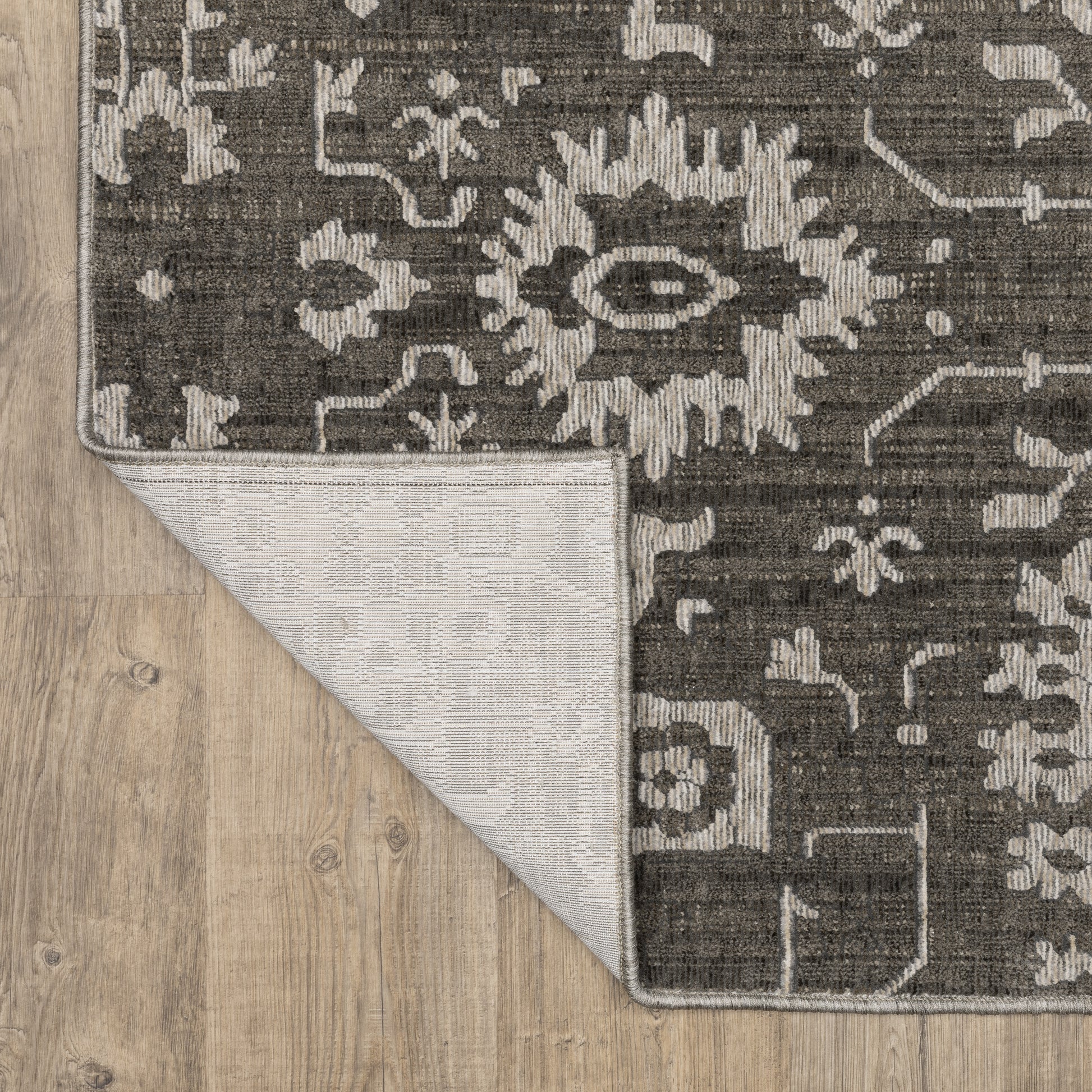 Oriental Weavers Intrigue  Grey Ivory Traditional