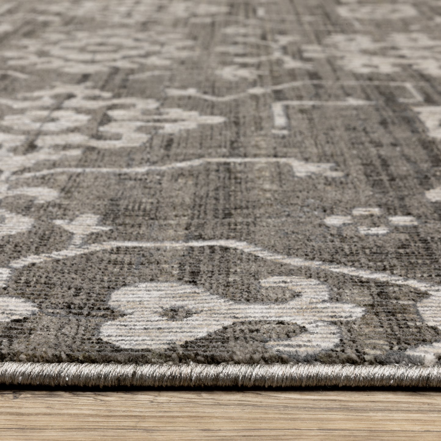 Oriental Weavers Intrigue  Grey Ivory Traditional