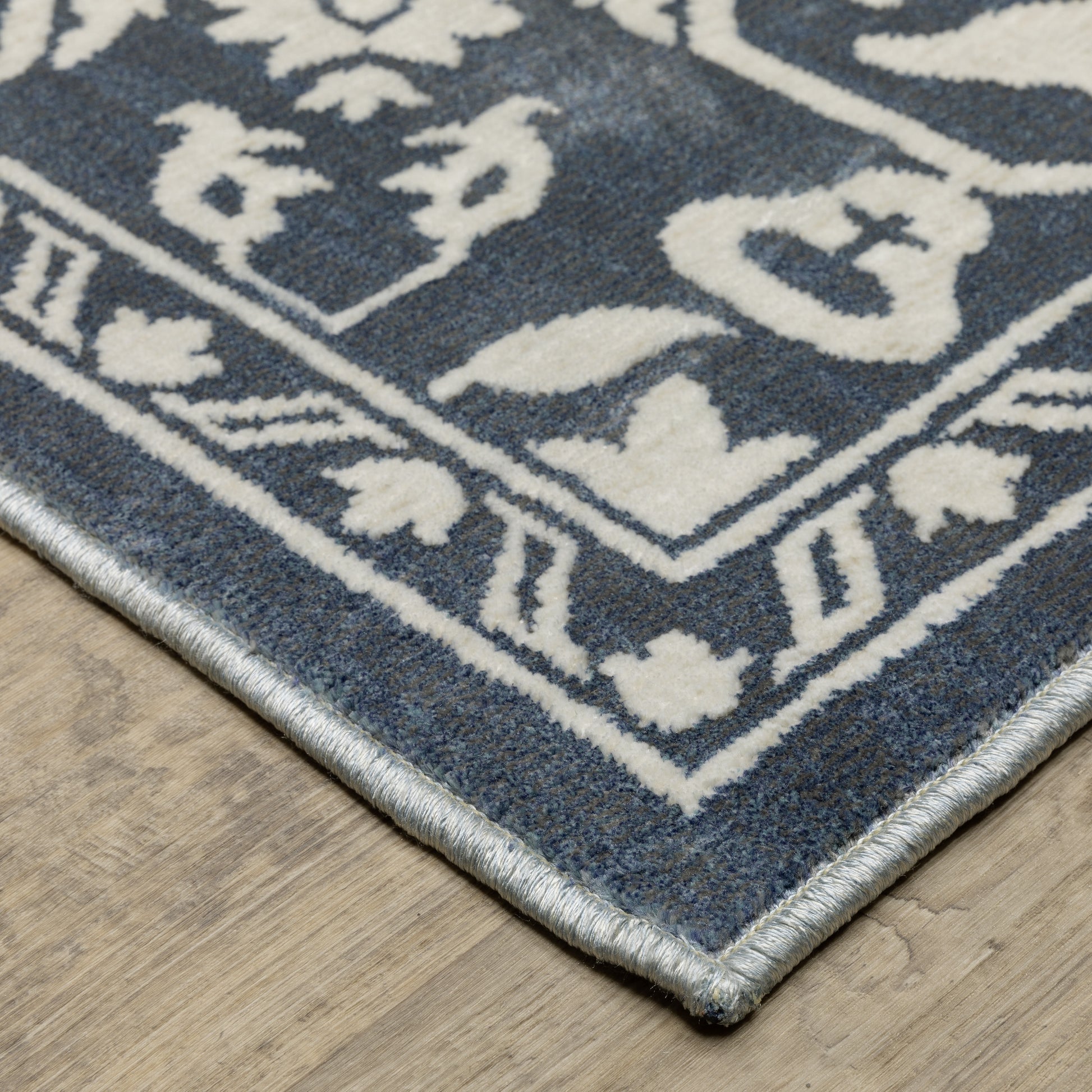 Oriental Weavers Intrigue  Blue Ivory Traditional