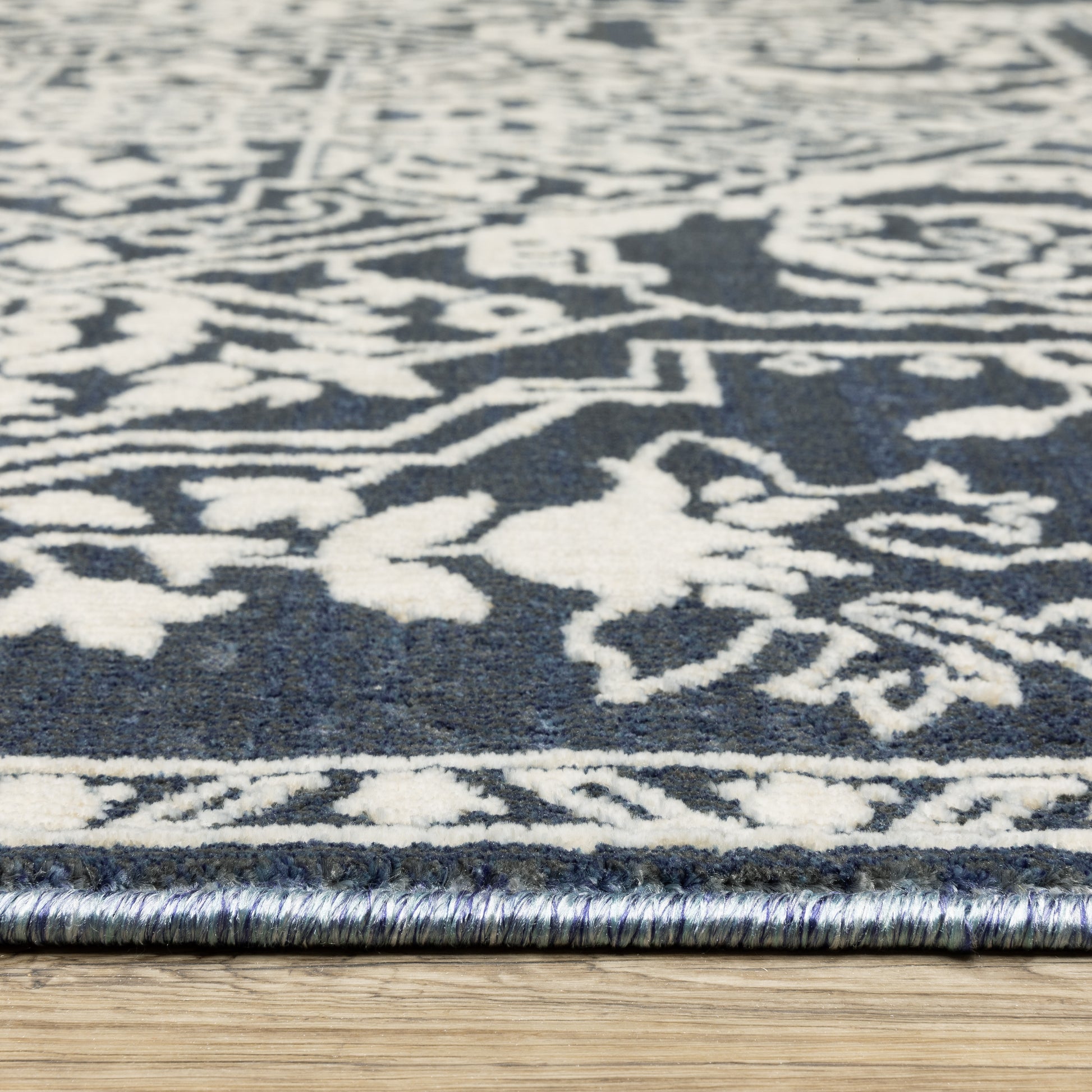 Oriental Weavers Intrigue  Blue Ivory Traditional