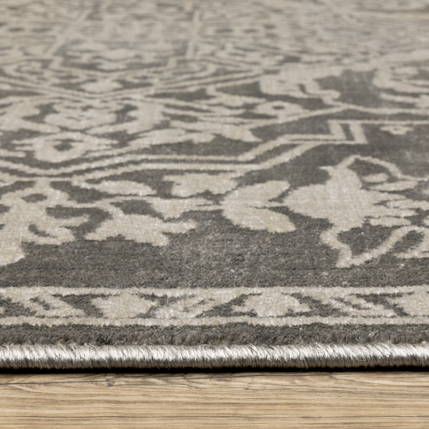 Oriental Weavers Intrigue  Grey Light Grey Traditional