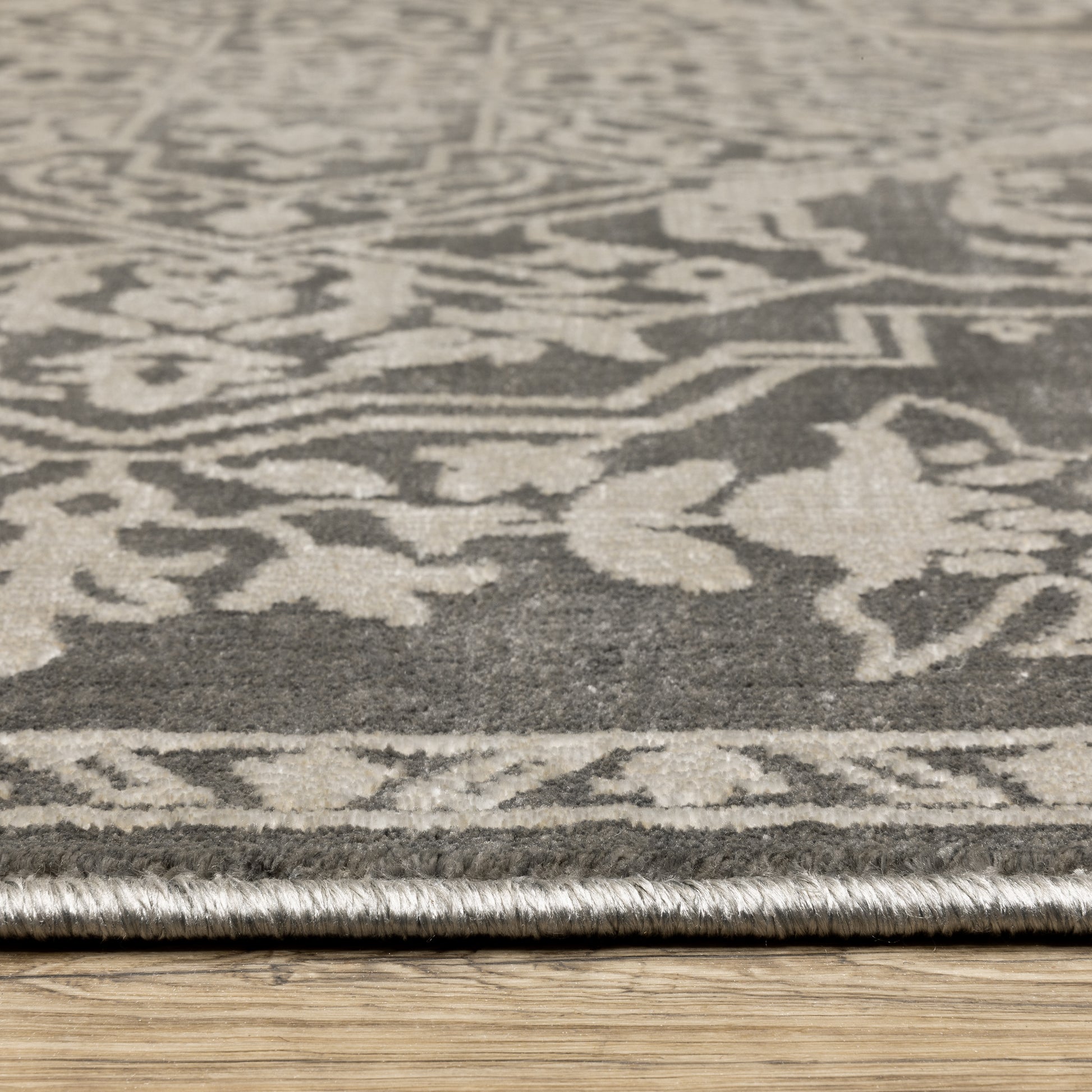 Oriental Weavers Intrigue  Grey Light Grey Traditional