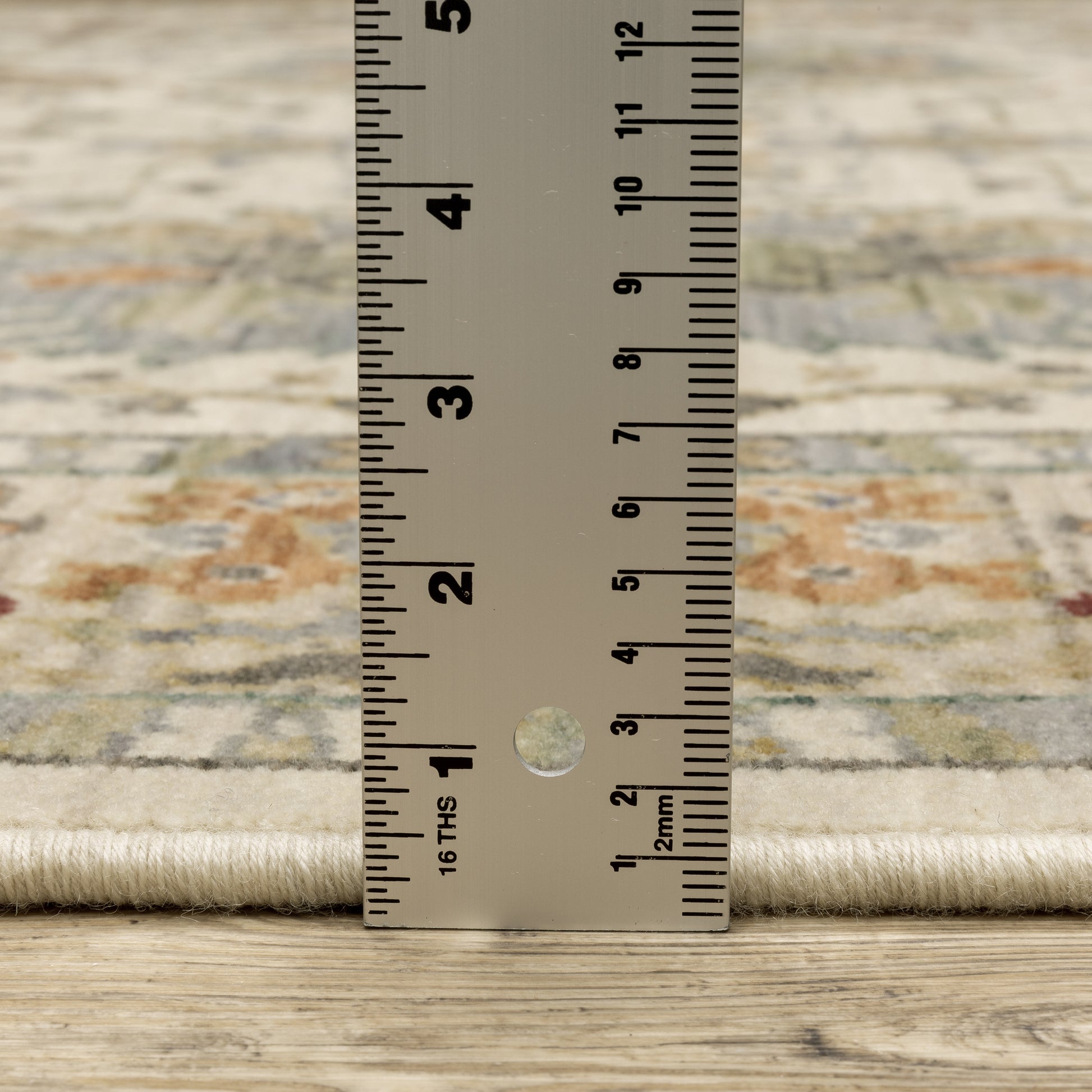 Oriental Weavers Lucca  Ivory Multi Traditional