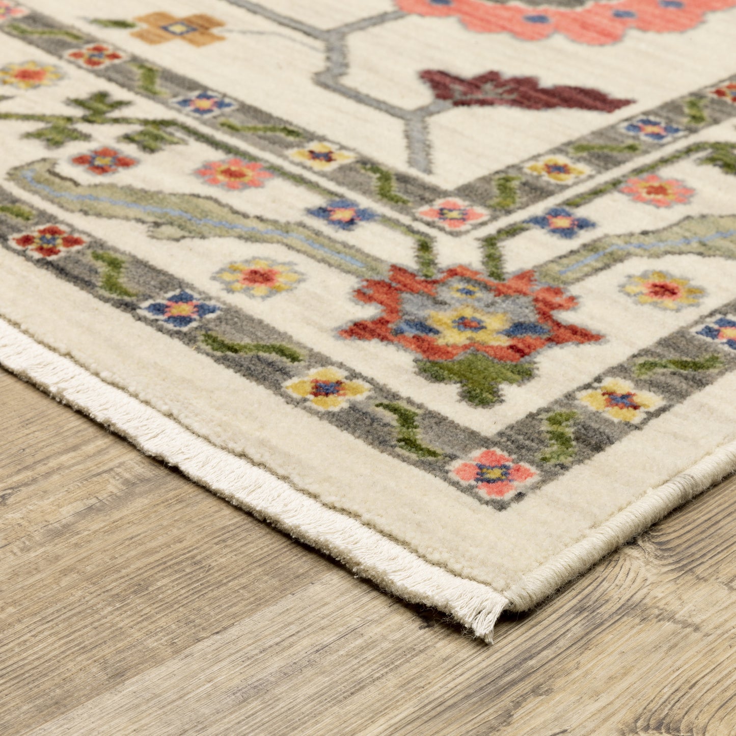 Oriental Weavers Lucca  Ivory Multi Traditional