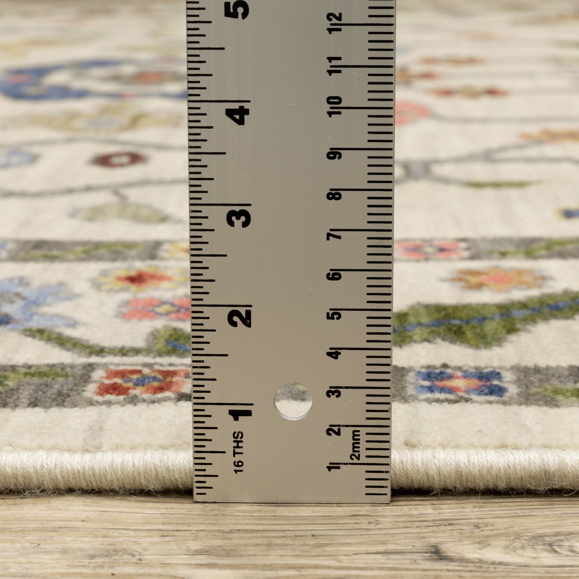 Oriental Weavers Lucca  Ivory Multi Traditional