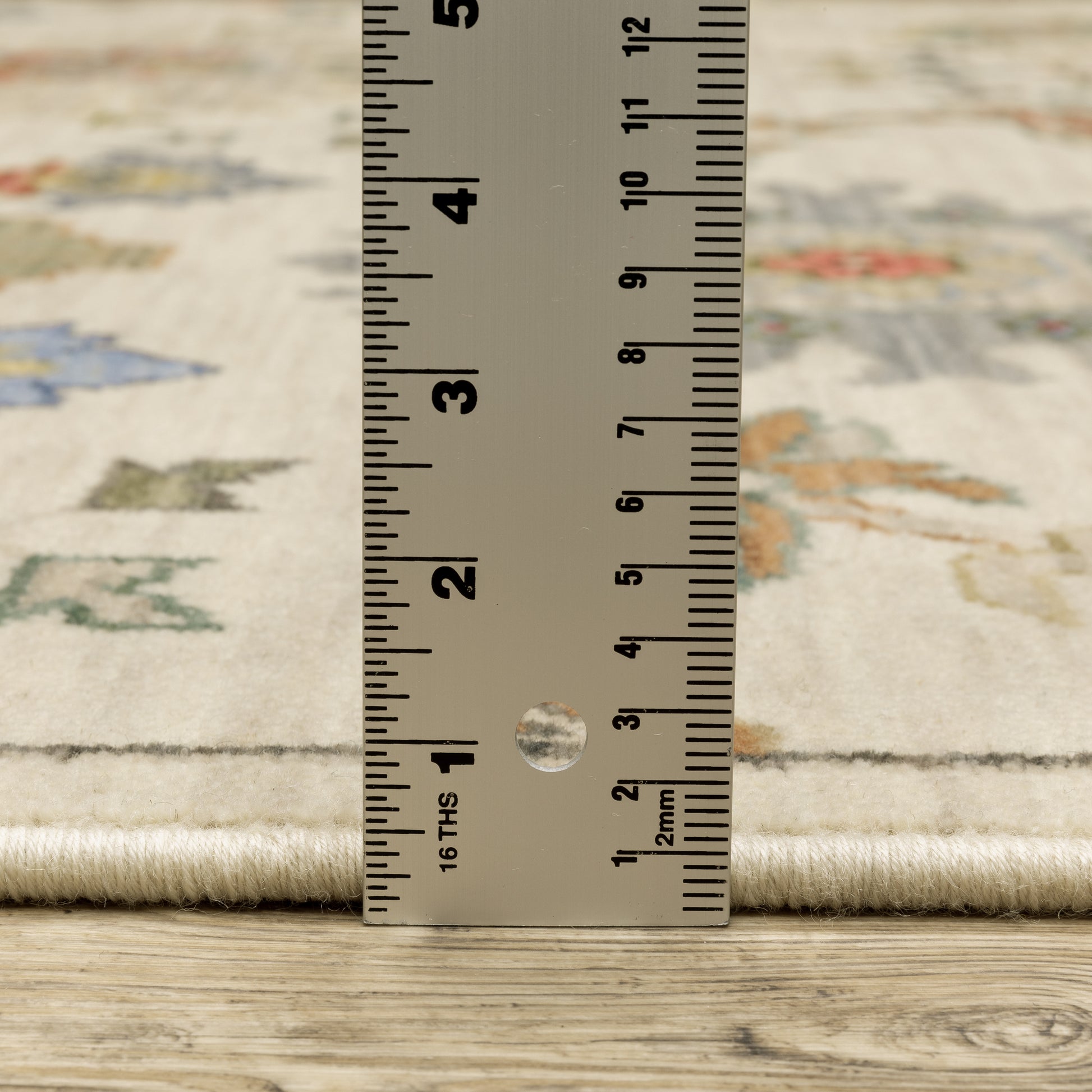 Oriental Weavers Lucca  Ivory Multi Traditional