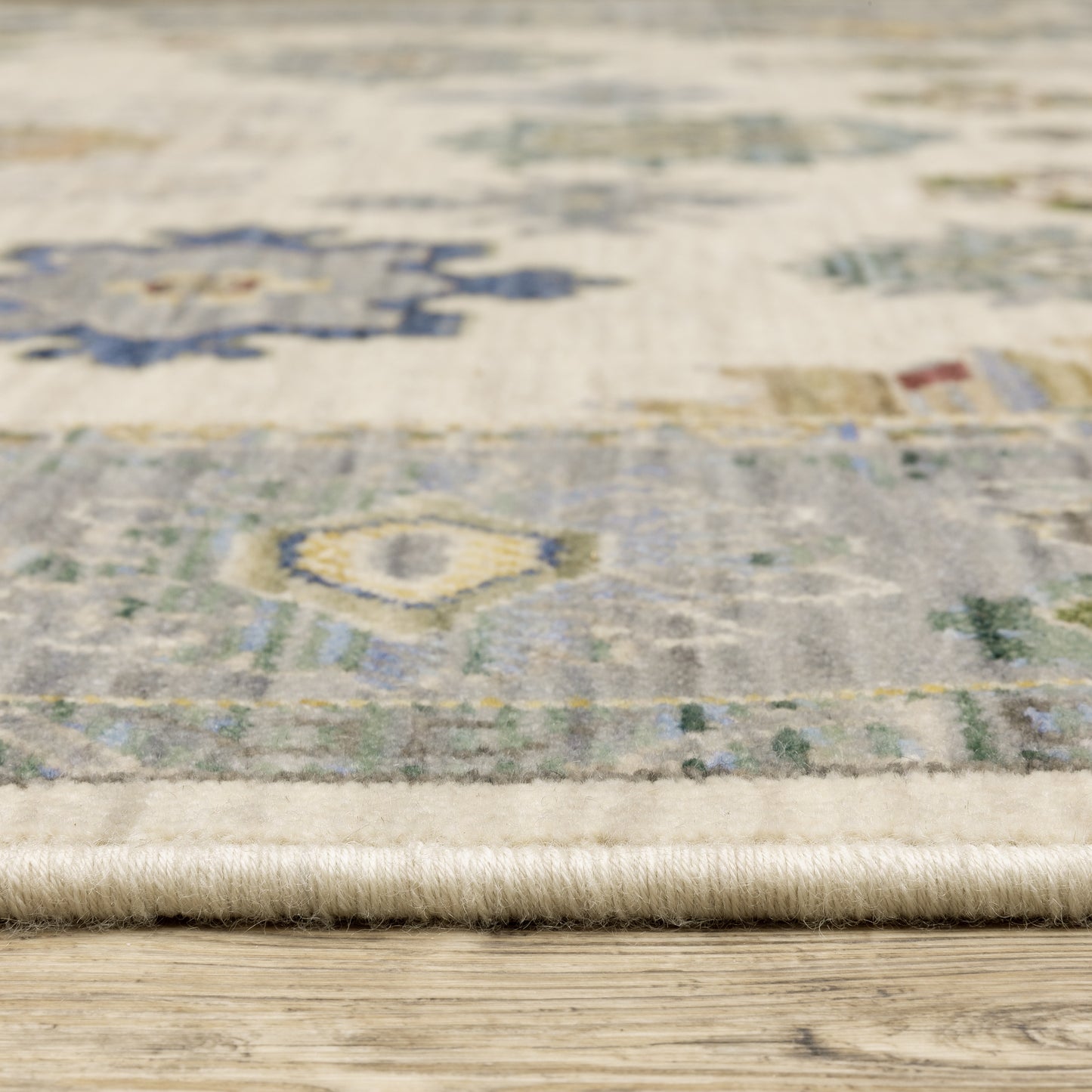 Oriental Weavers Lucca  Ivory Blue Traditional