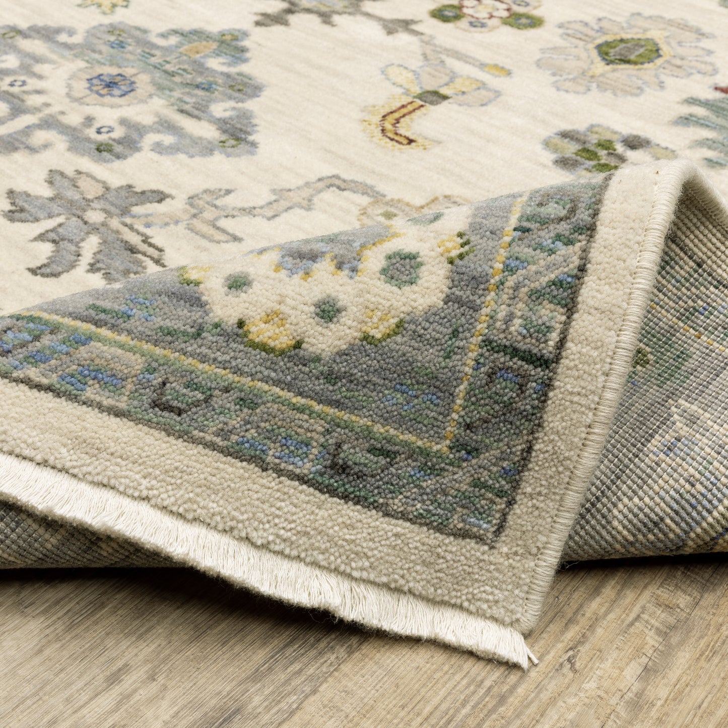 Oriental Weavers Lucca  Ivory Blue Traditional