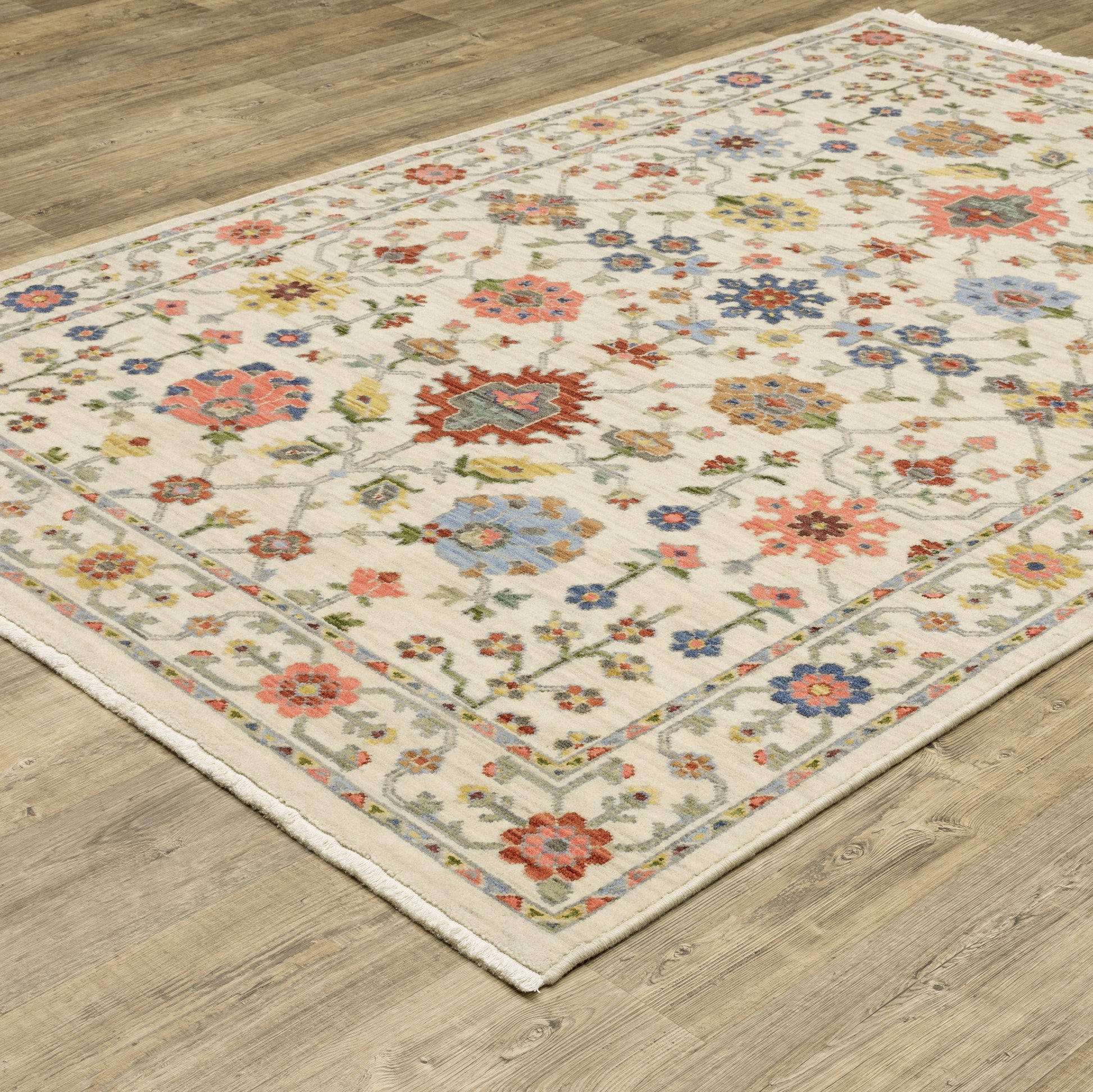 Oriental Weavers Lucca  Ivory Multi Traditional