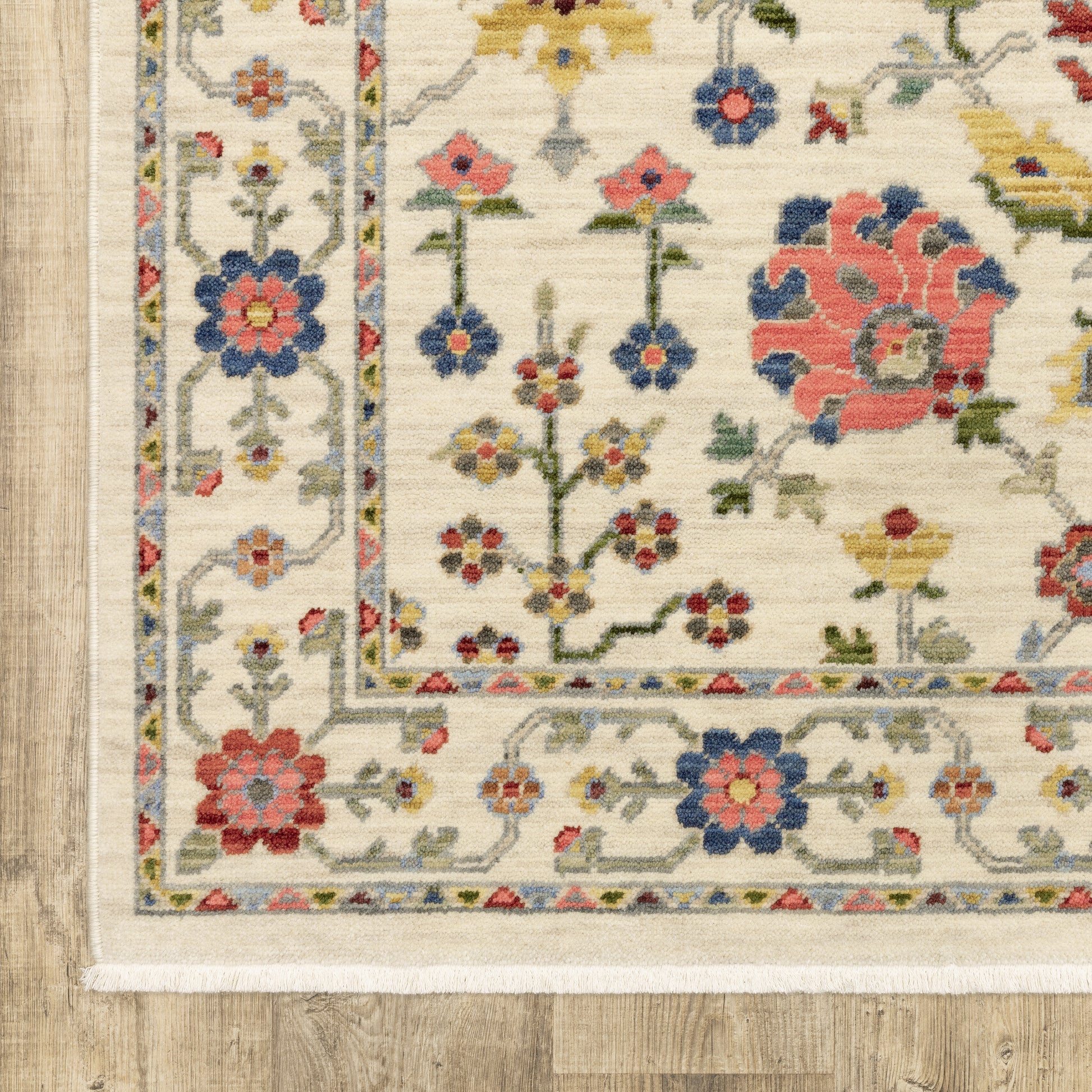 Oriental Weavers Lucca  Ivory Multi Traditional