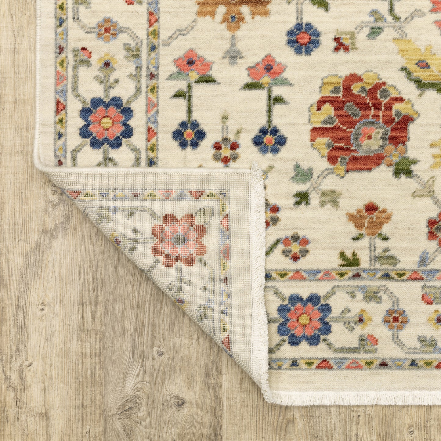 Oriental Weavers Lucca  Ivory Multi Traditional