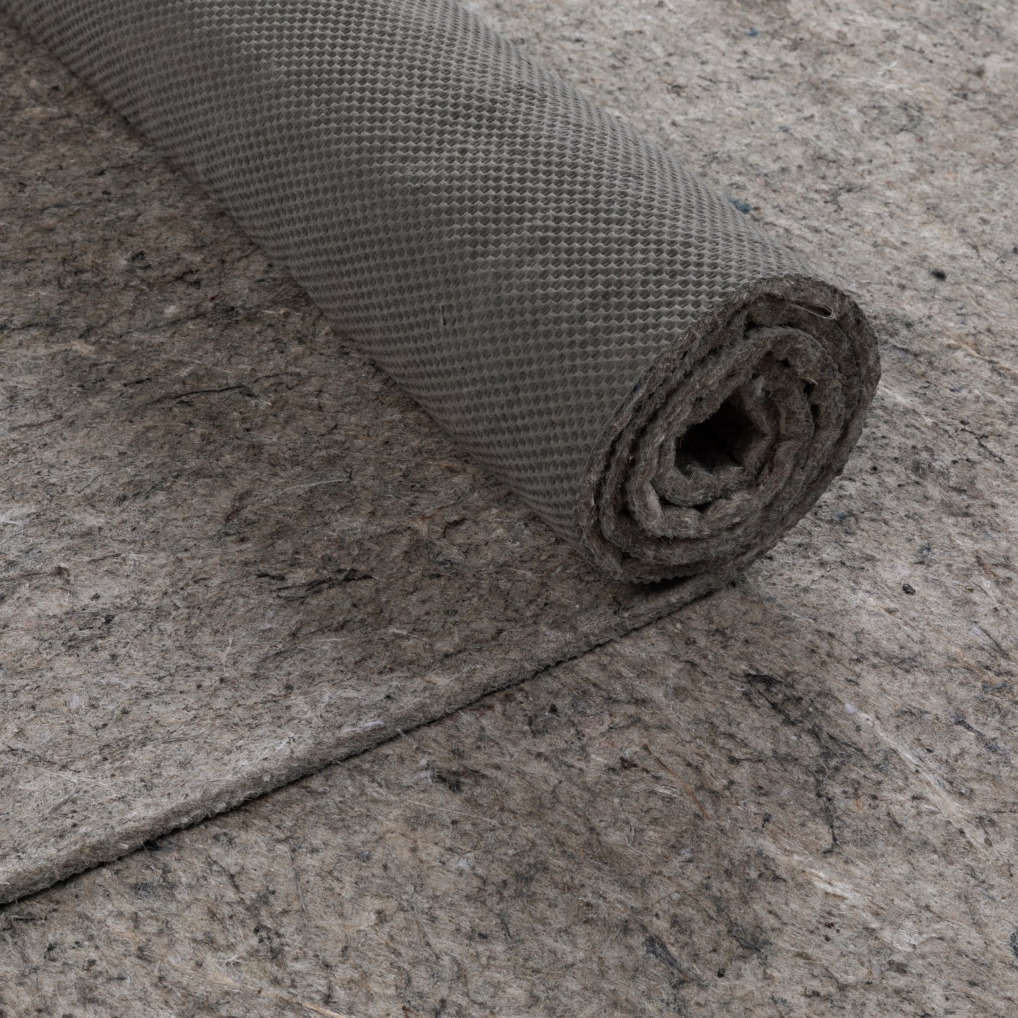 Oriental Weavers Deluxe Grip Reversible Rug Pad  Grey  Rug Pad