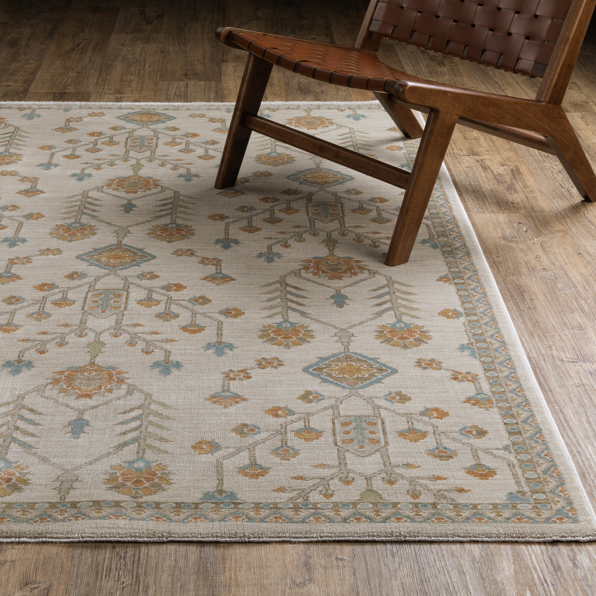 Oriental Weavers Maeve  Beige Rust Traditional
