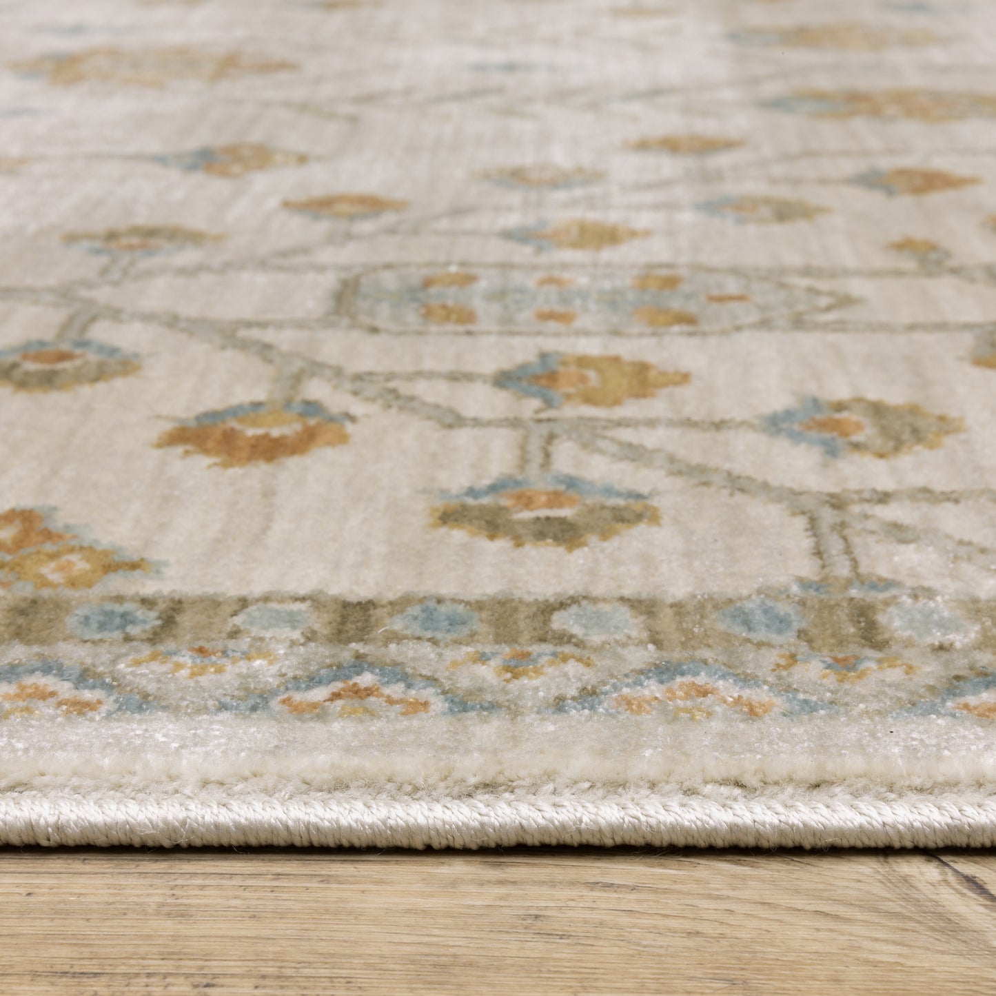 Oriental Weavers Maeve  Beige Rust Traditional