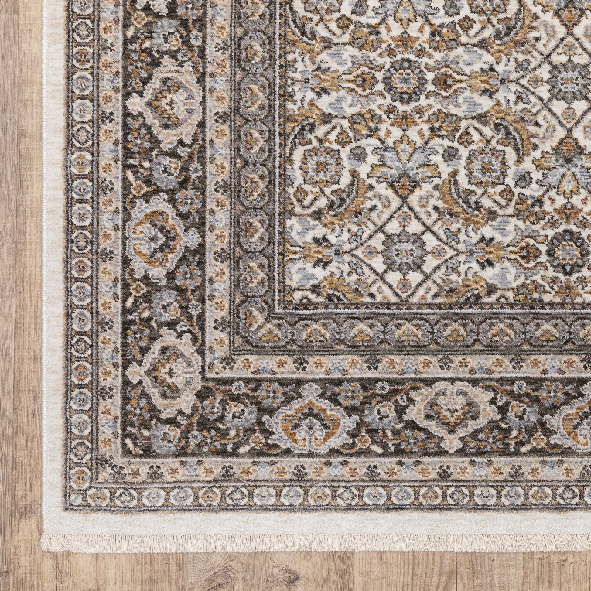 Oriental Weavers Maharaja  Ivory Grey Traditional