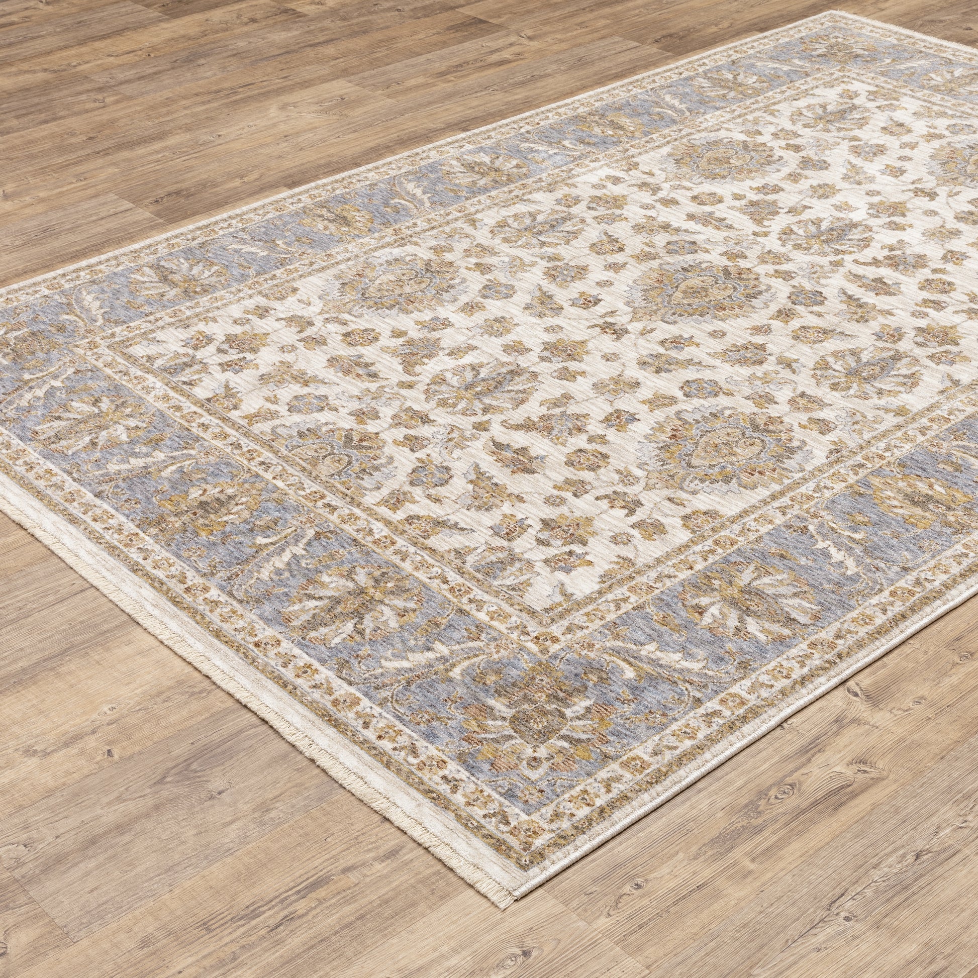 Oriental Weavers Maharaja  Ivory Blue Traditional