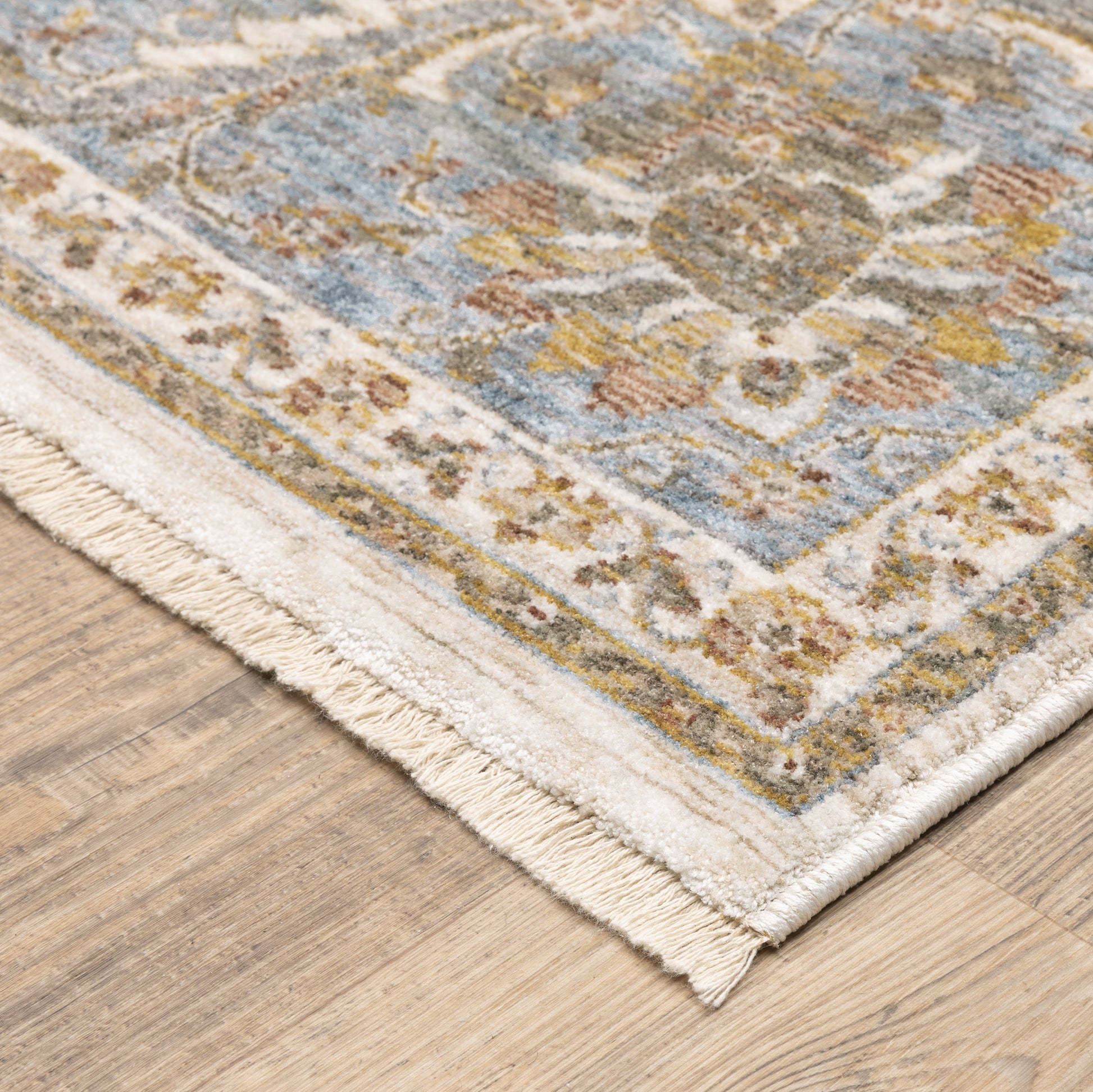 Oriental Weavers Maharaja  Ivory Blue Traditional