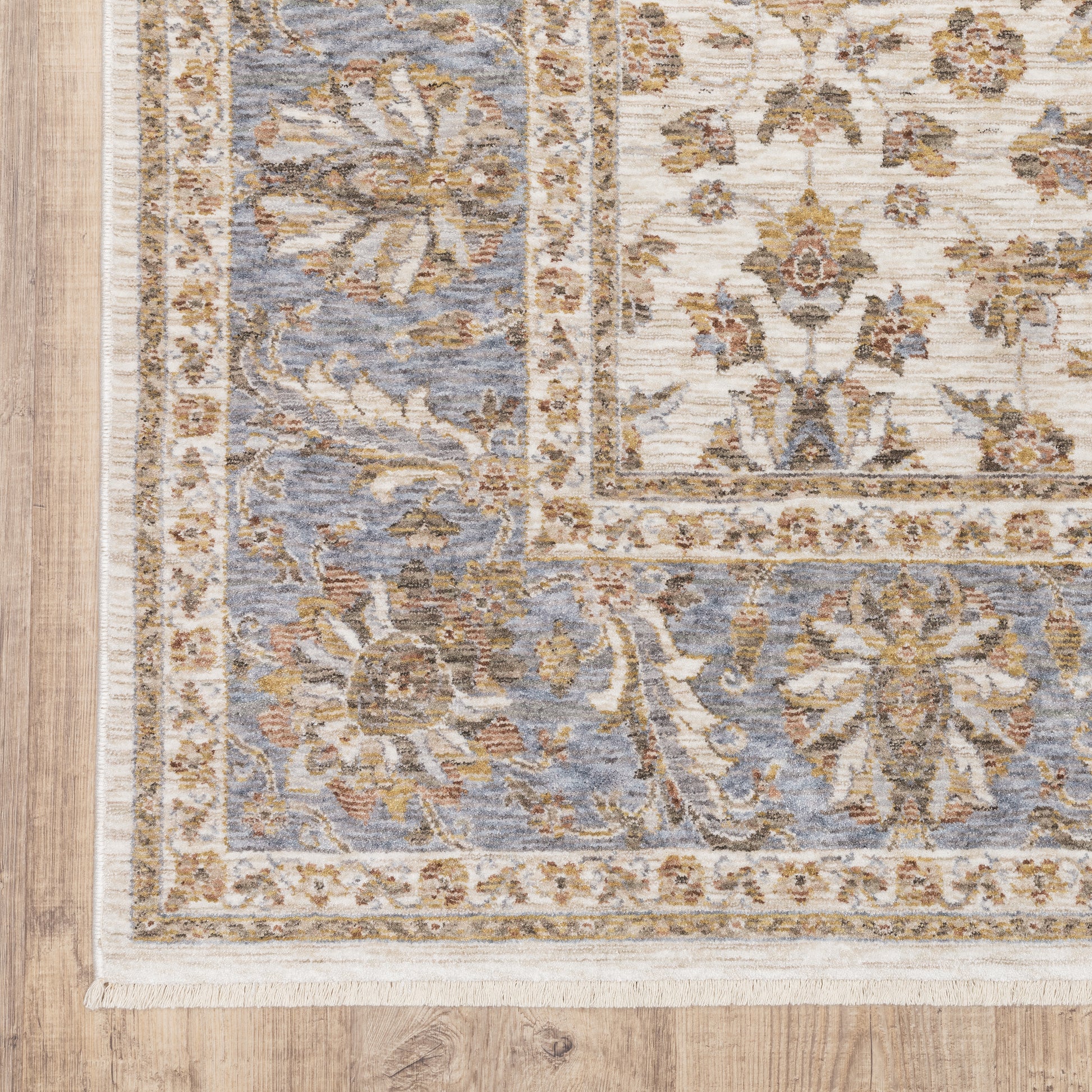 Oriental Weavers Maharaja  Ivory Blue Traditional