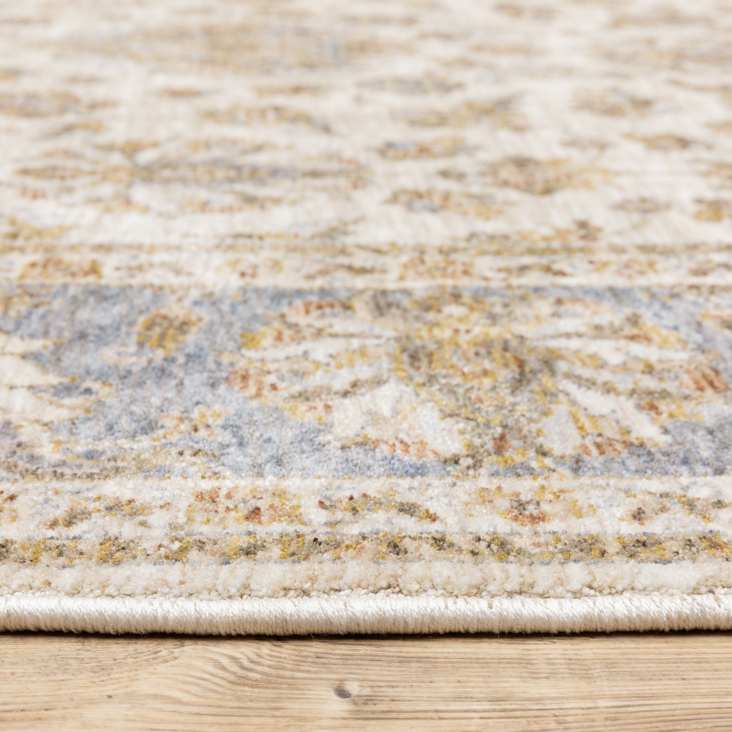 Oriental Weavers Maharaja  Ivory Blue Traditional