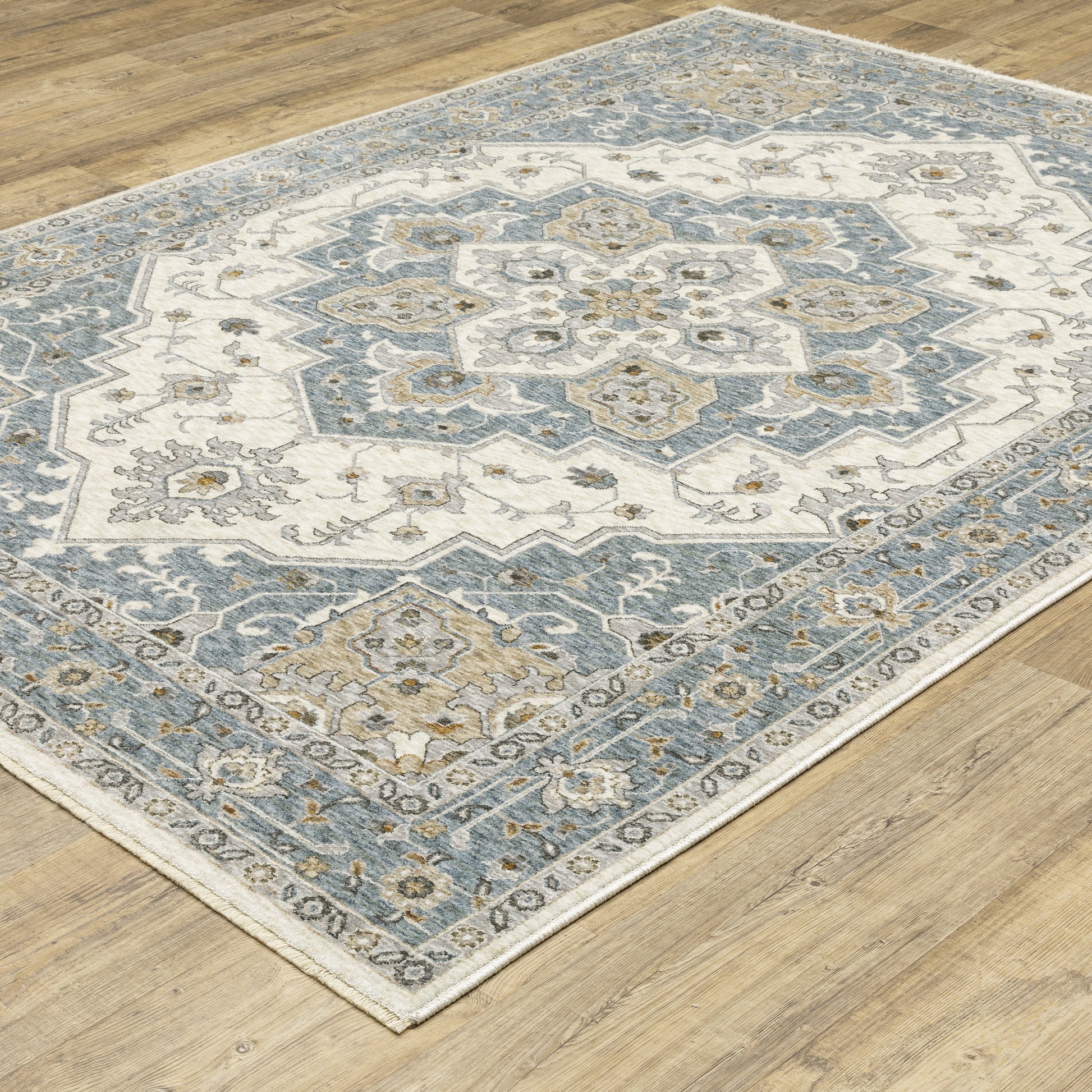 Oriental Weavers Maharaja  Blue Ivory Traditional