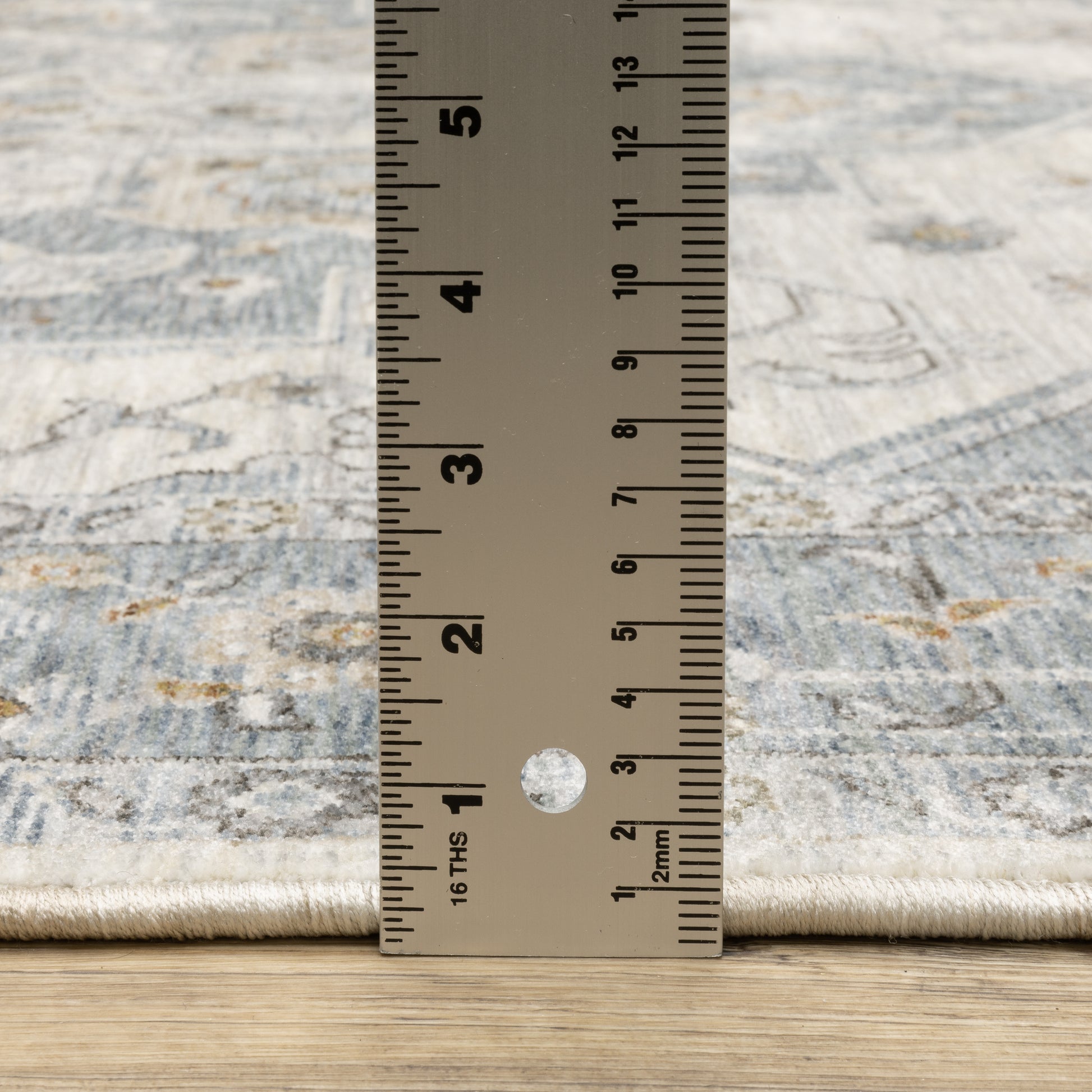 Oriental Weavers Maharaja  Blue Ivory Traditional