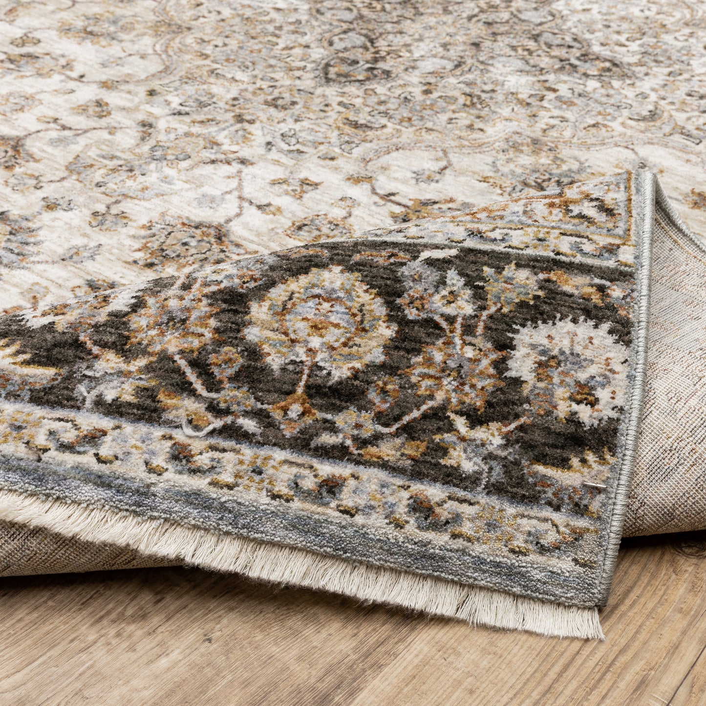 Oriental Weavers Maharaja  Ivory Blue Traditional