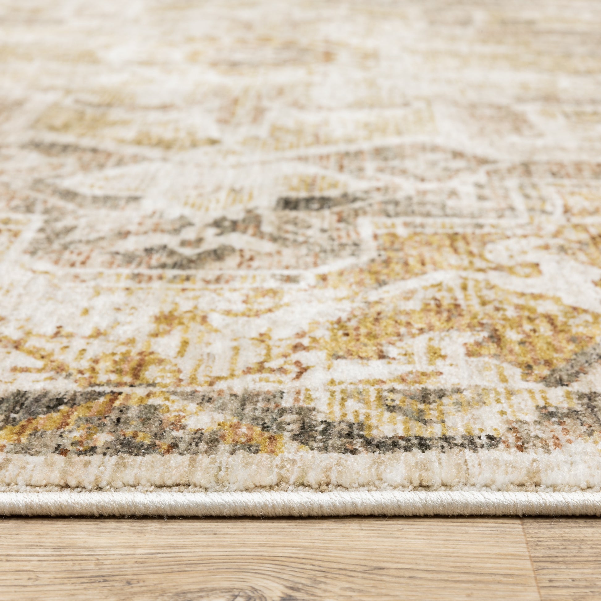 Oriental Weavers Maharaja  Gold Ivory Traditional