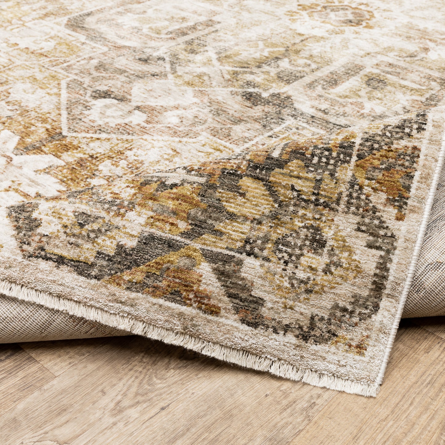 Oriental Weavers Maharaja  Gold Ivory Traditional