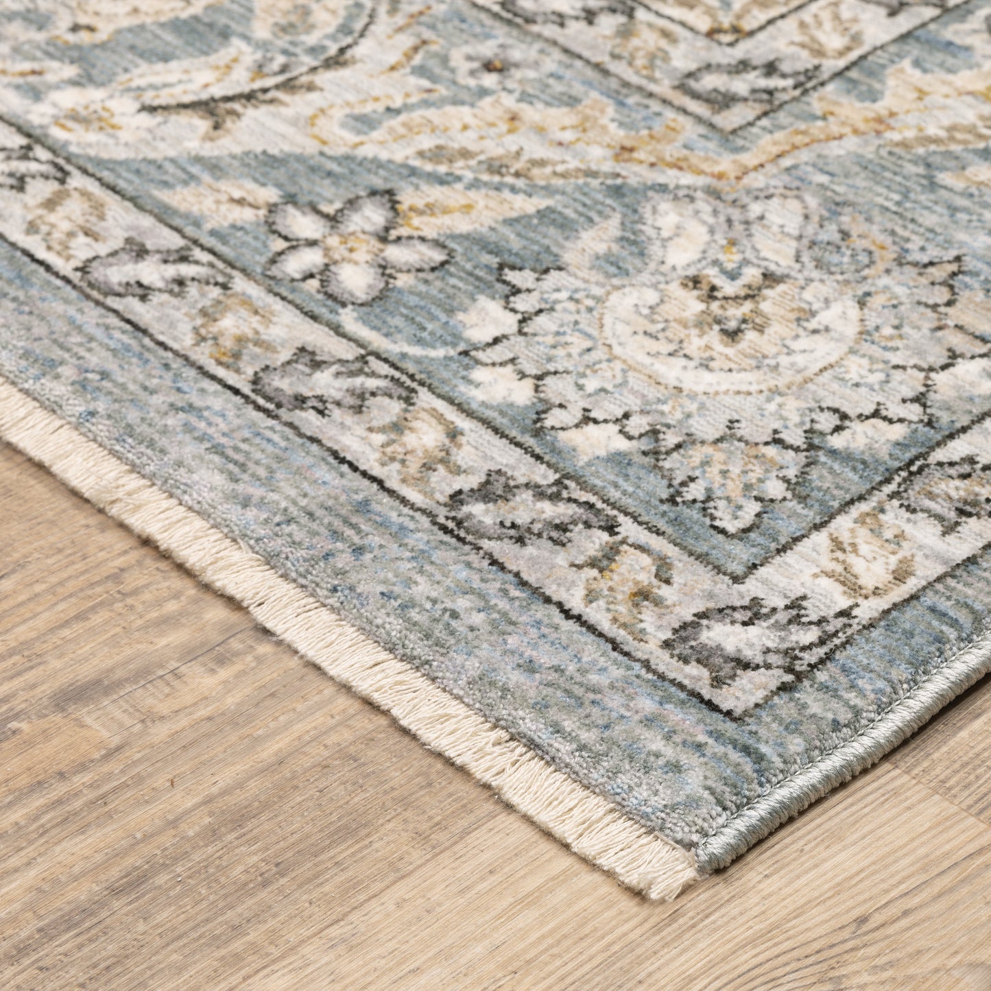 Oriental Weavers Maharaja  Blue Ivory Traditional