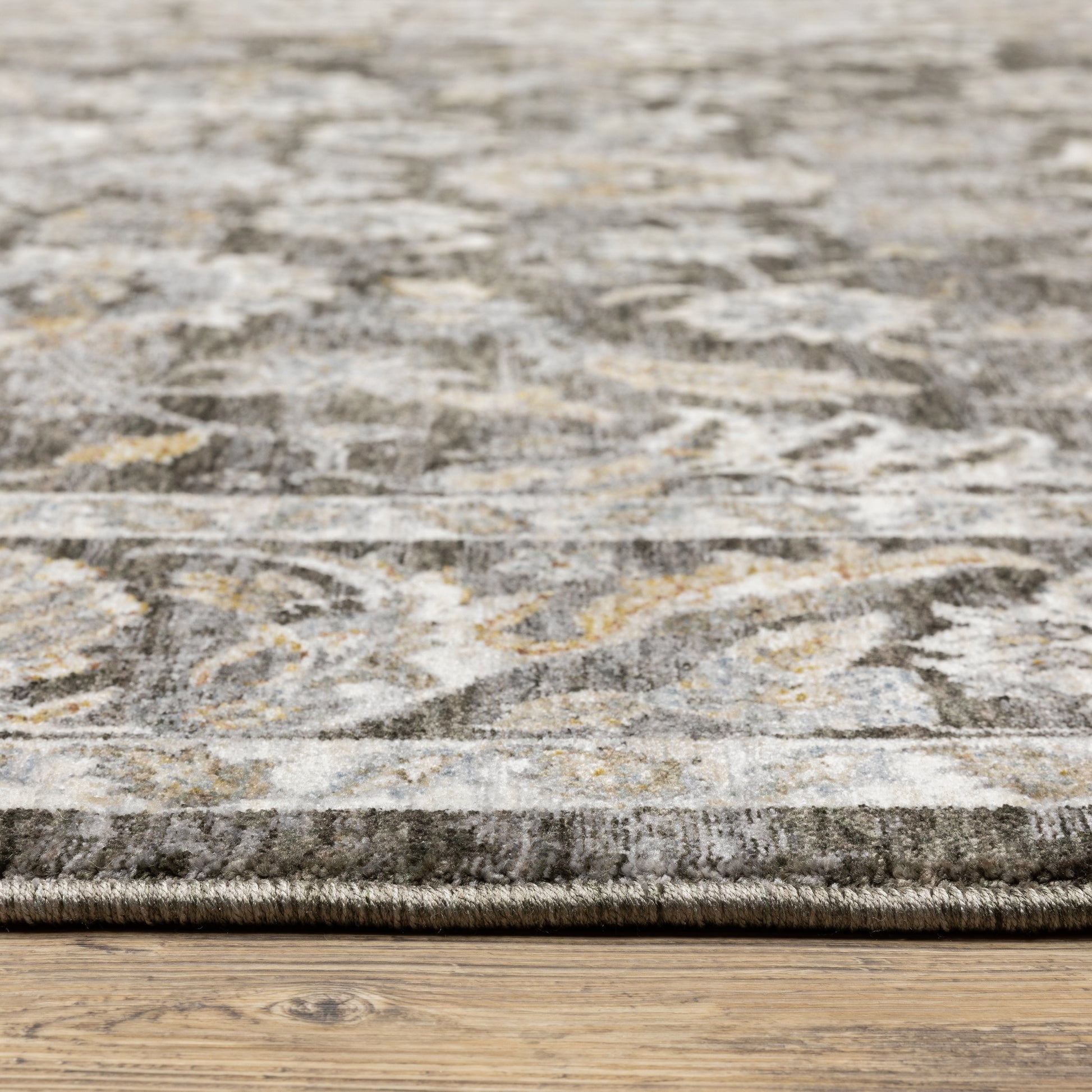 Oriental Weavers Maharaja  Grey Ivory Traditional