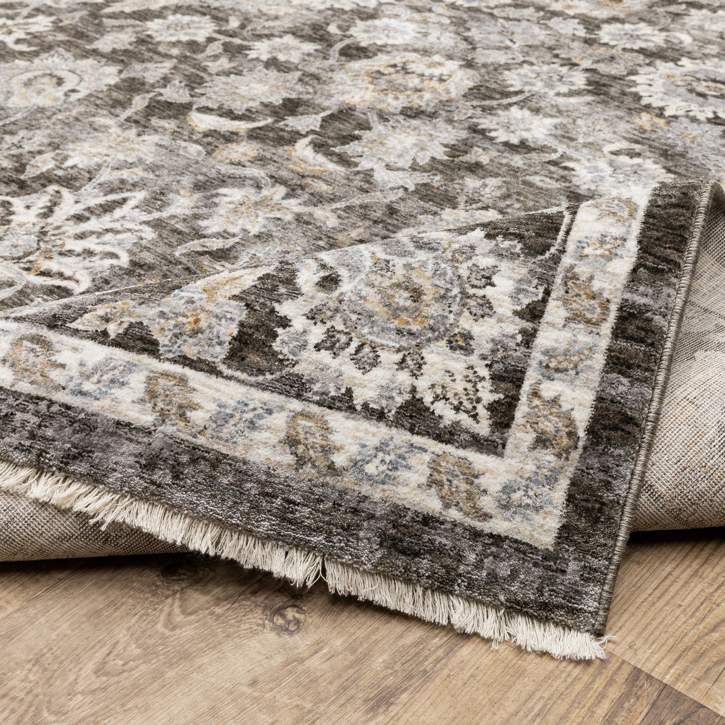 Oriental Weavers Maharaja  Grey Ivory Traditional