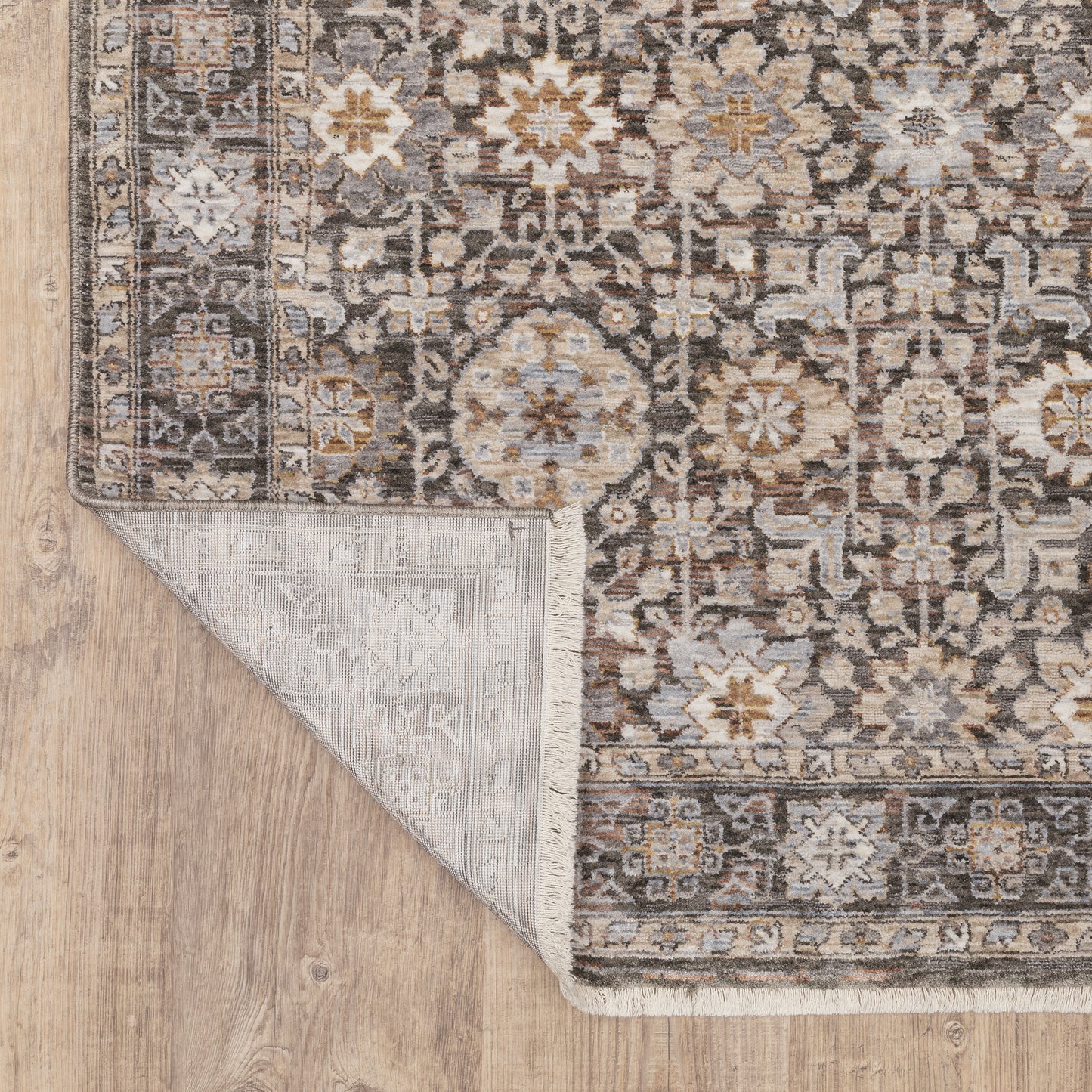 Oriental Weavers Maharaja  Grey Ivory Traditional
