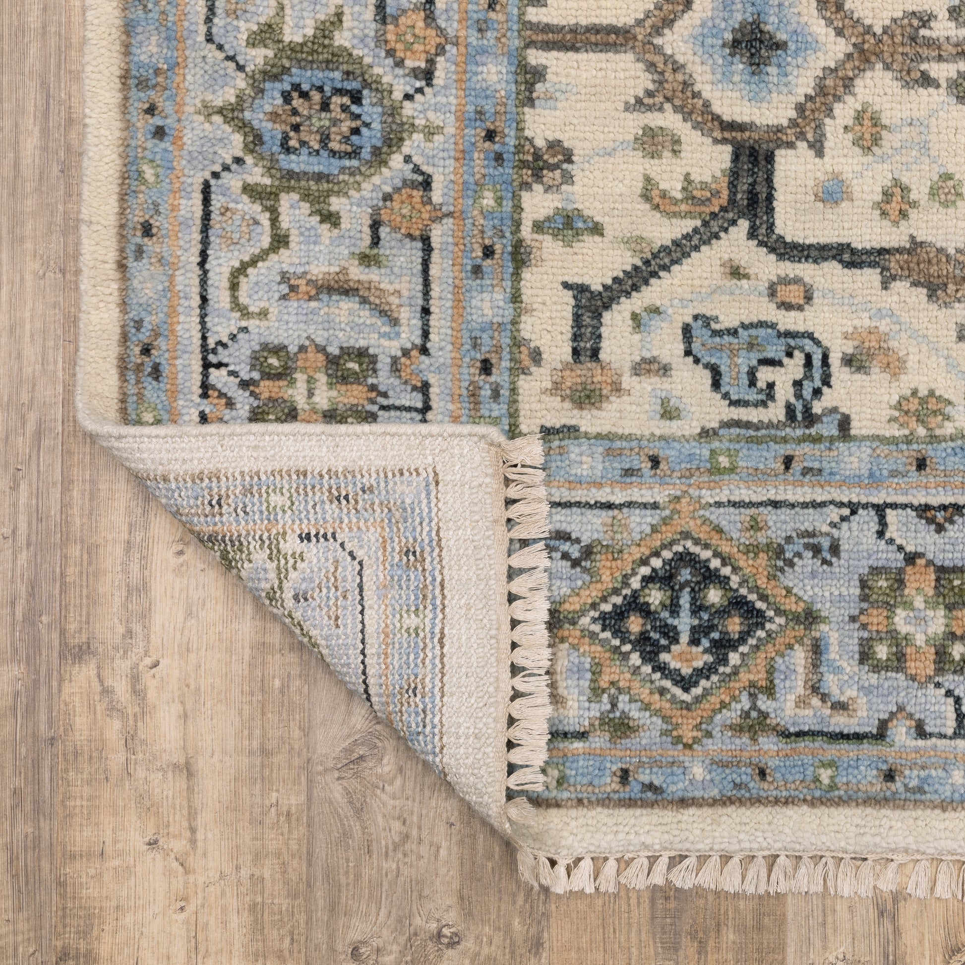 Oriental Weavers Majorca  Ivory Blue Traditional