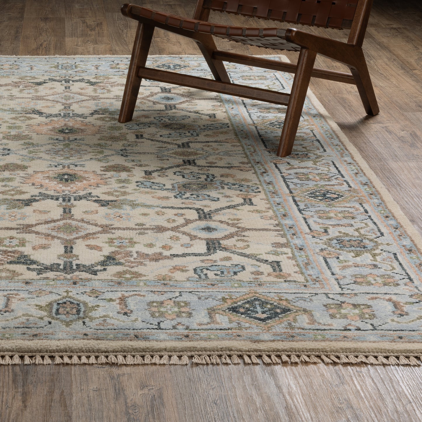 Oriental Weavers Majorca  Ivory Blue Traditional