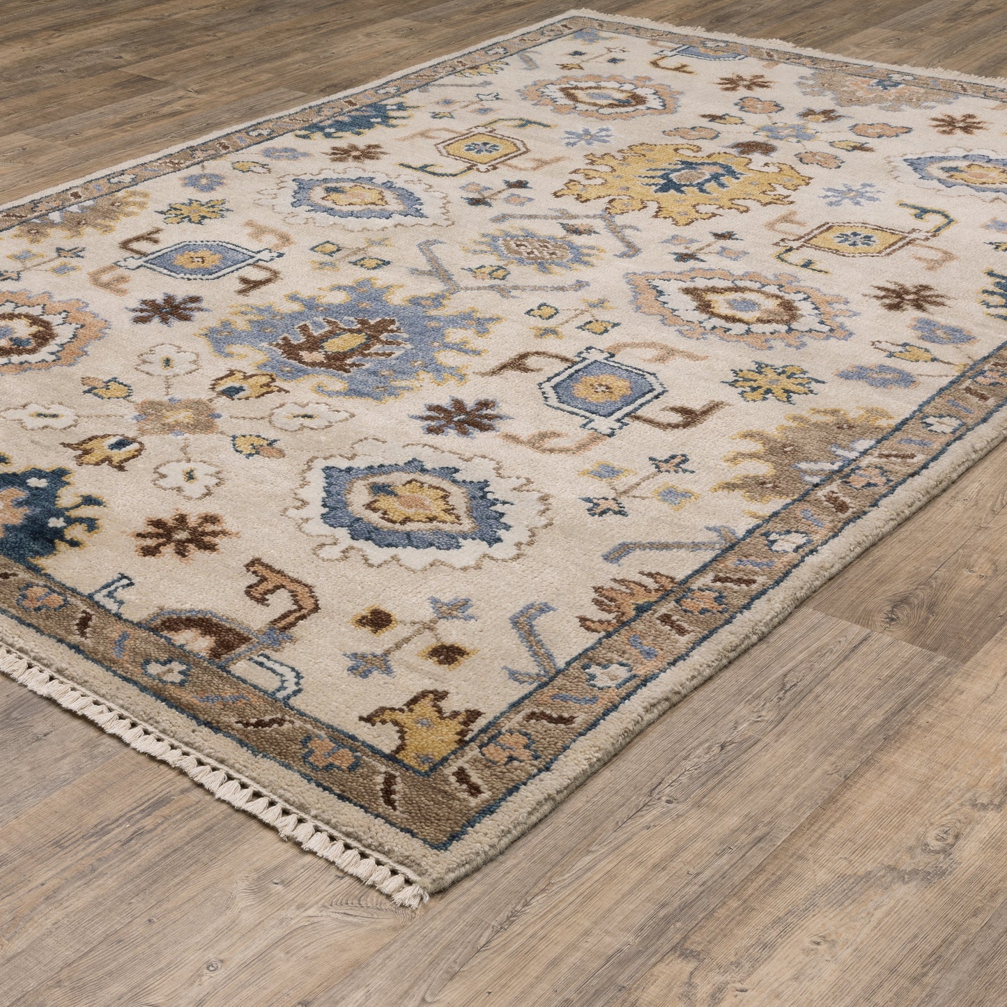 Oriental Weavers Majorca  Ivory Multi Traditional