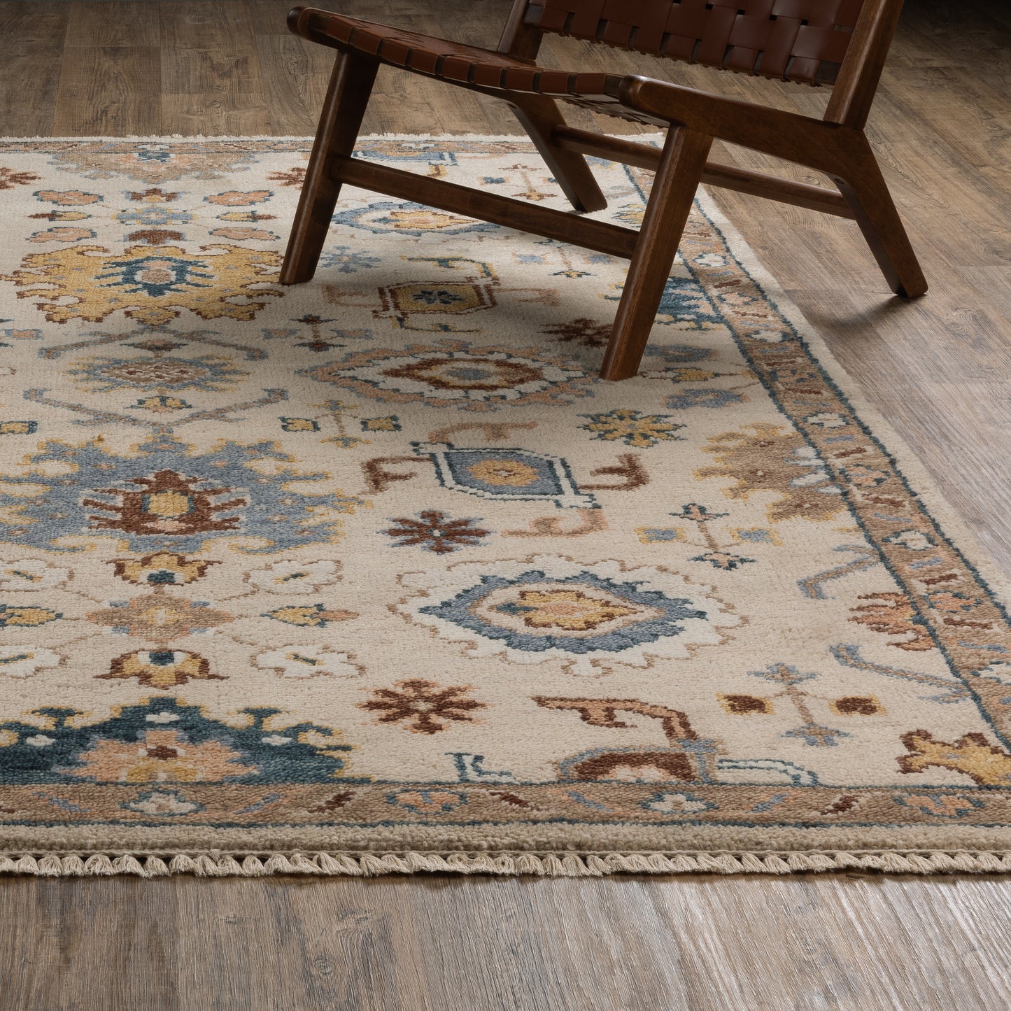 Oriental Weavers Majorca  Ivory Multi Traditional