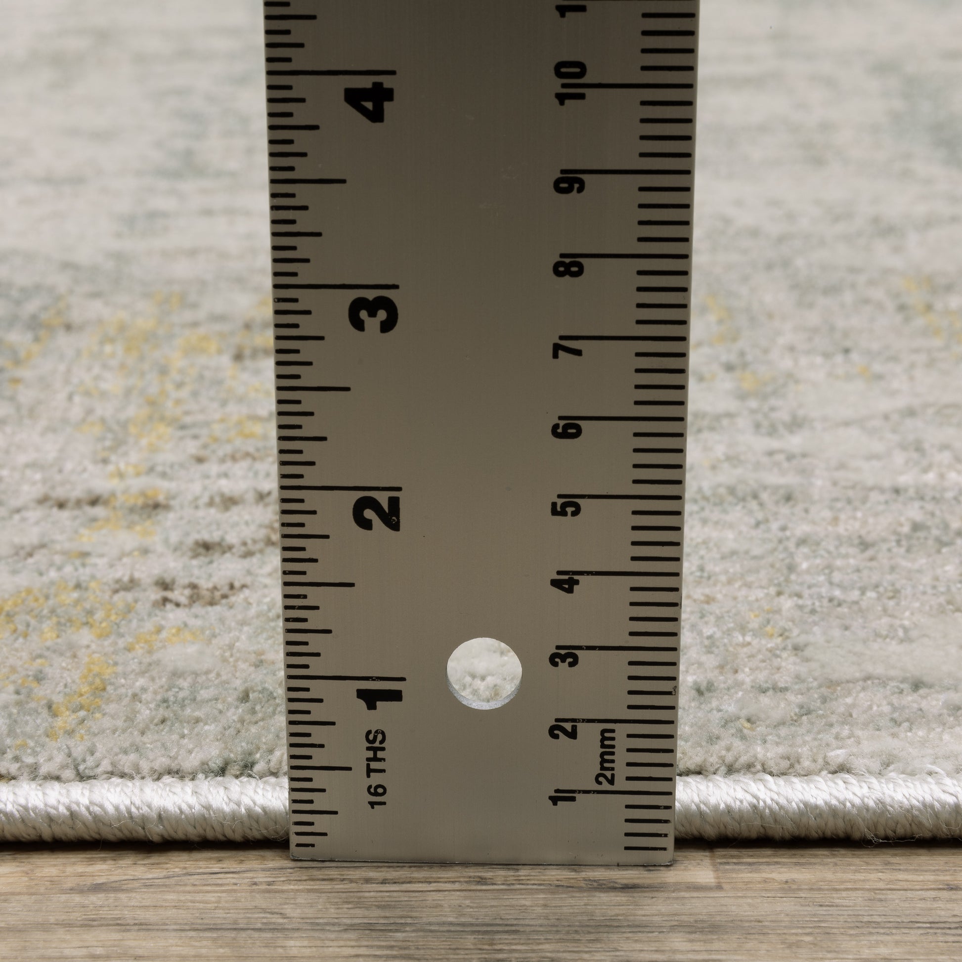 Oriental Weavers Mallory  Beige Gold Contemporary