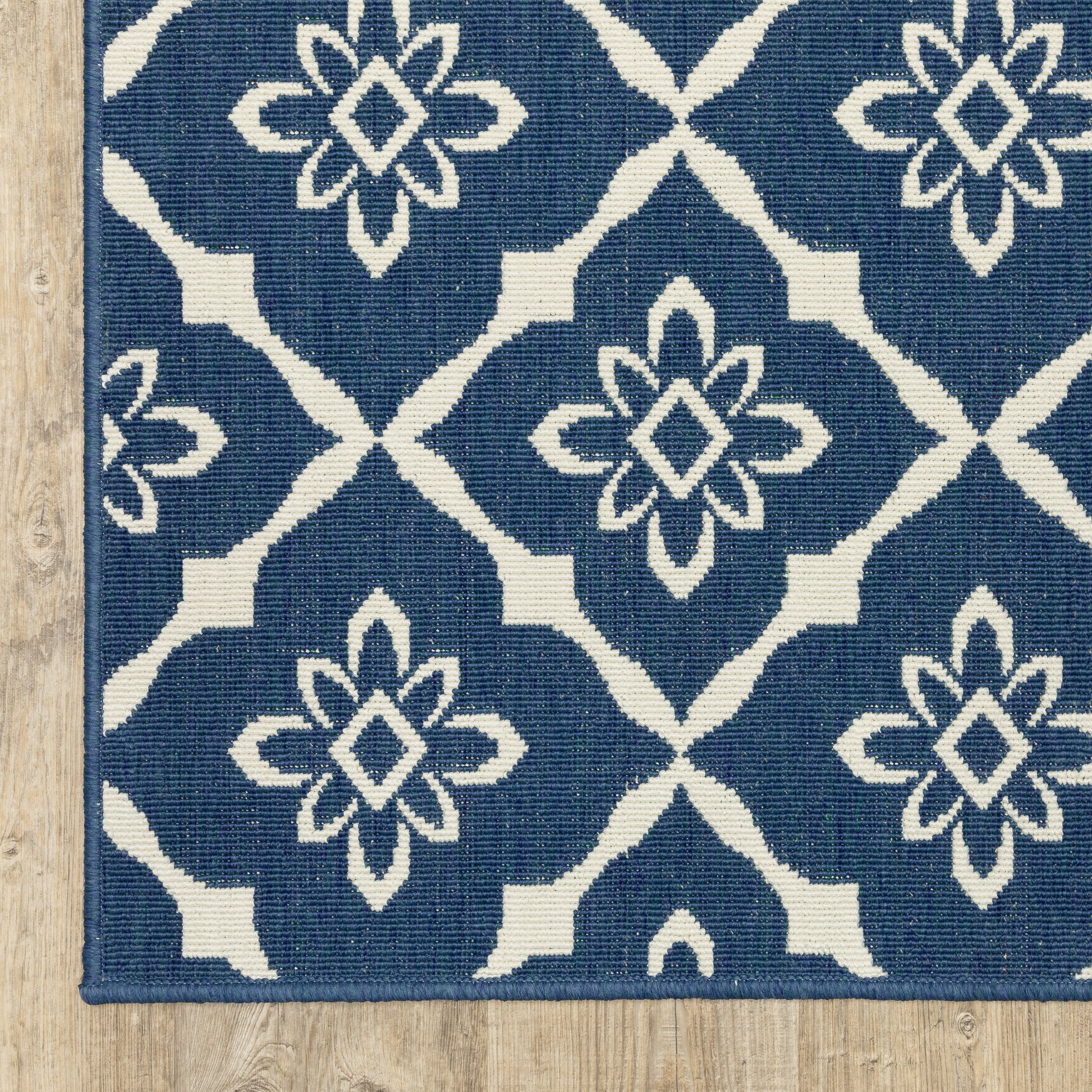 Oriental Weavers Meridian  Navy Ivory Moroccan