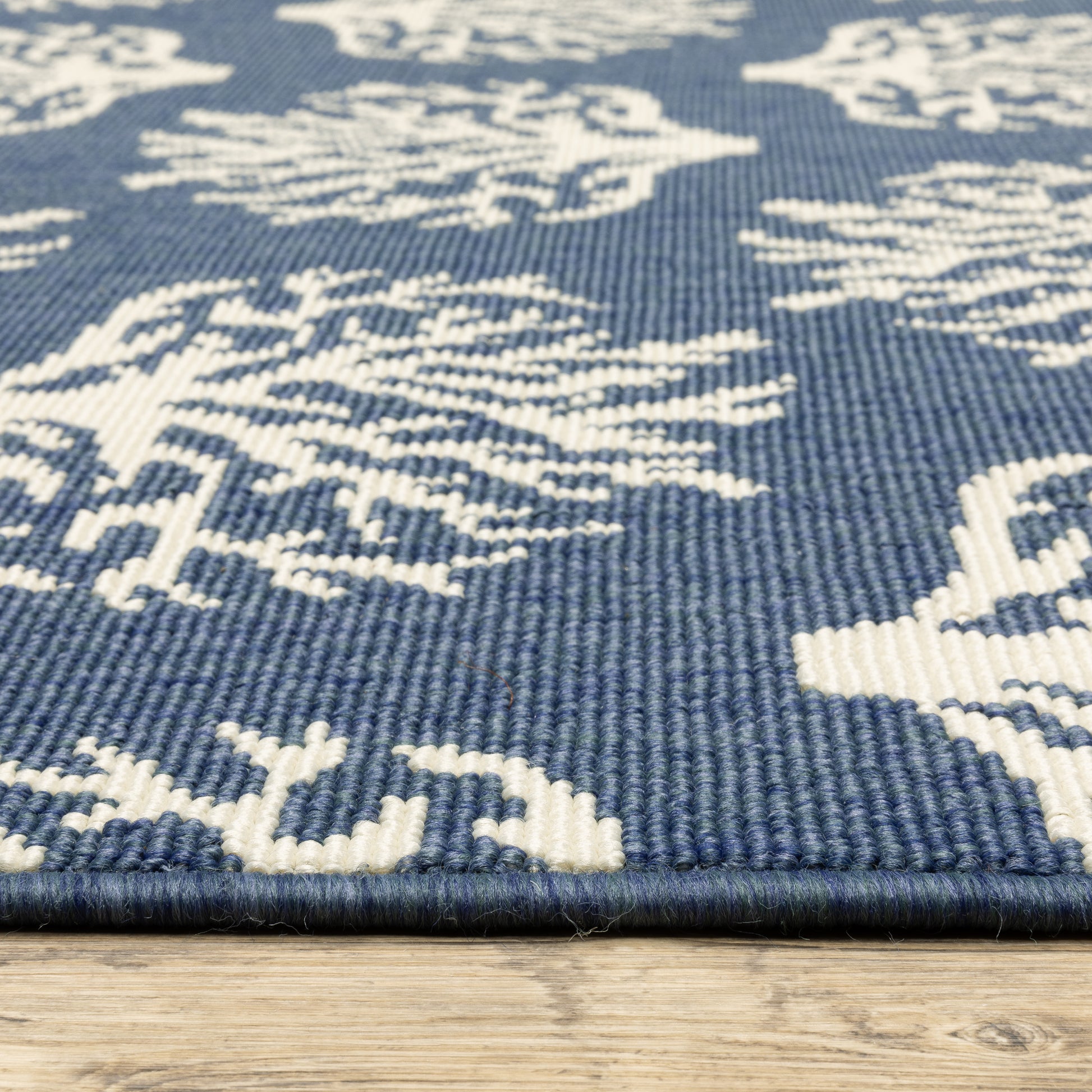 Oriental Weavers Meridian  Navy Ivory Coastal