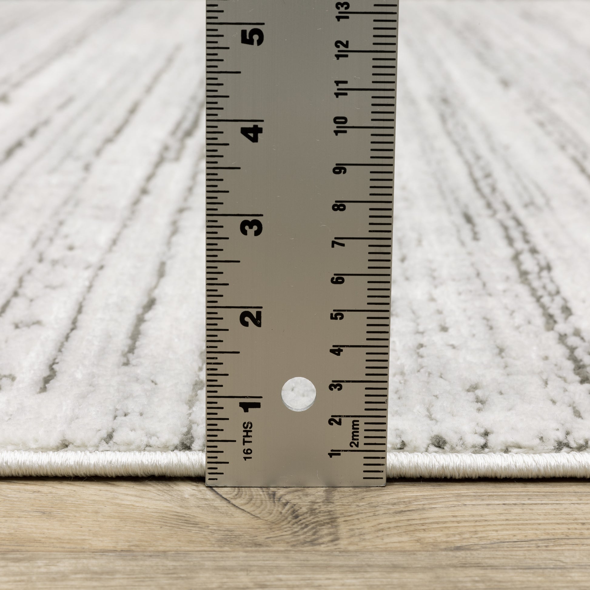 Oriental Weavers Montecito  White Grey Modern & Contemporary