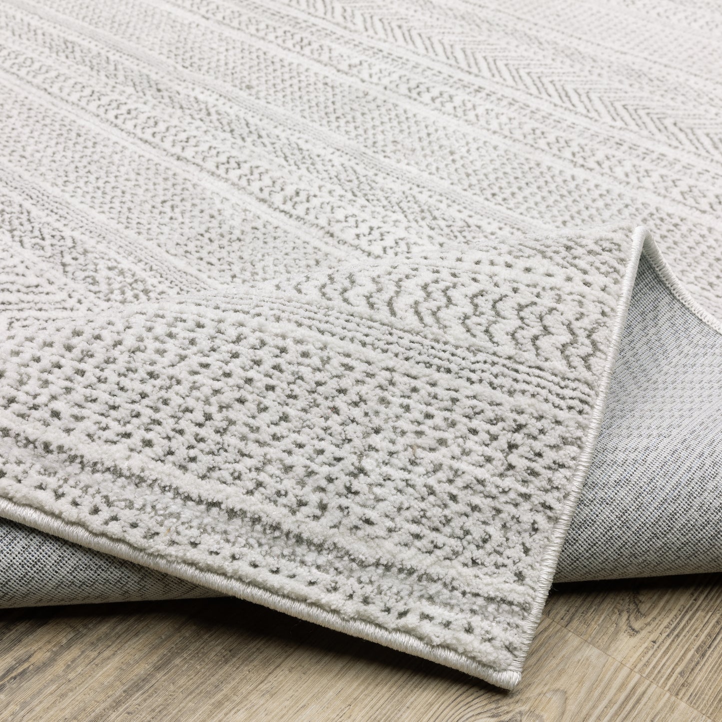 Oriental Weavers Montecito  White Grey Casual