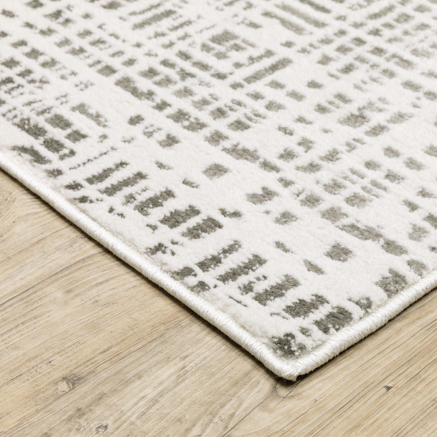 Oriental Weavers Montecito  White Grey Modern & Contemporary